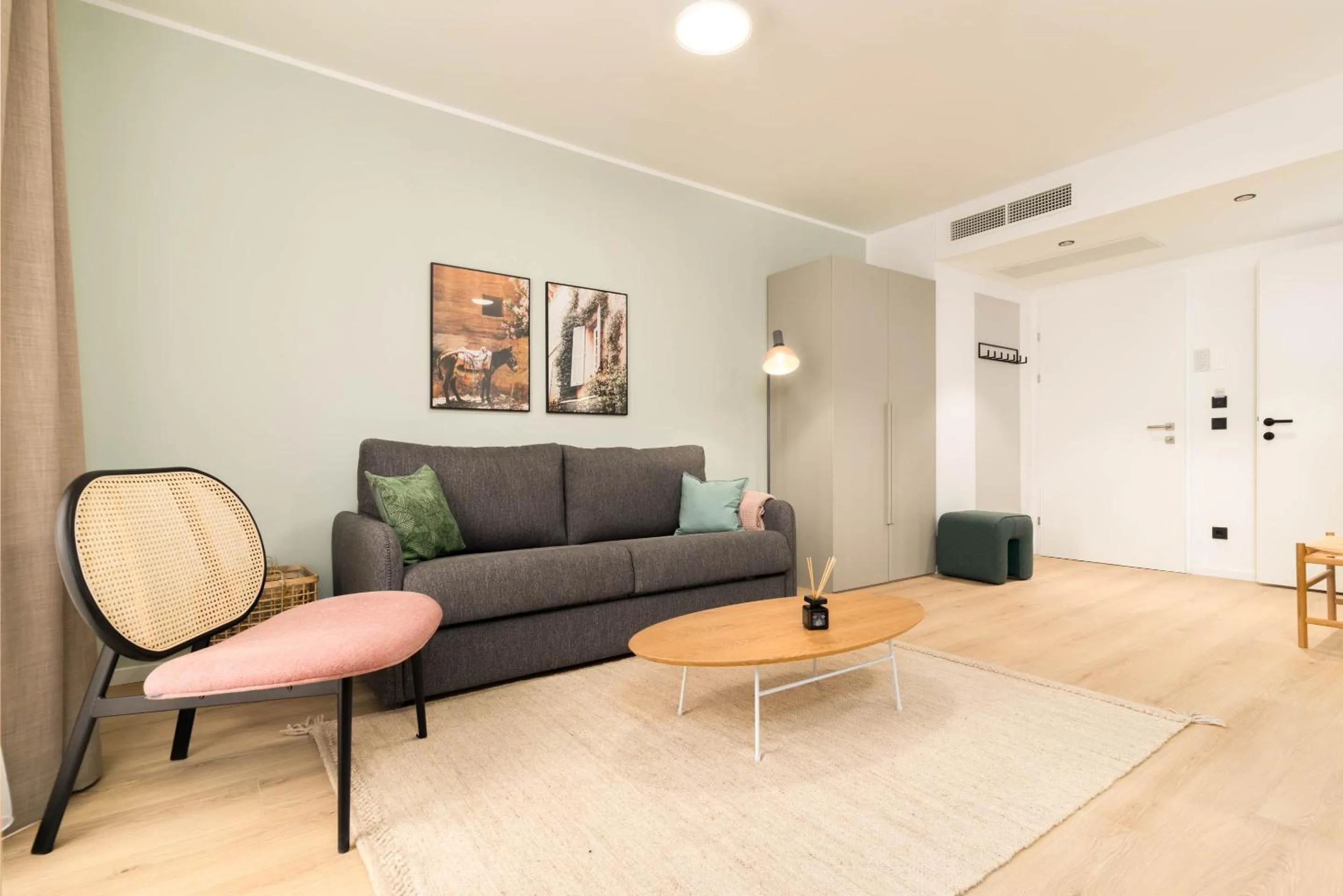 Living room in Limehome Vienna Favoritenstr