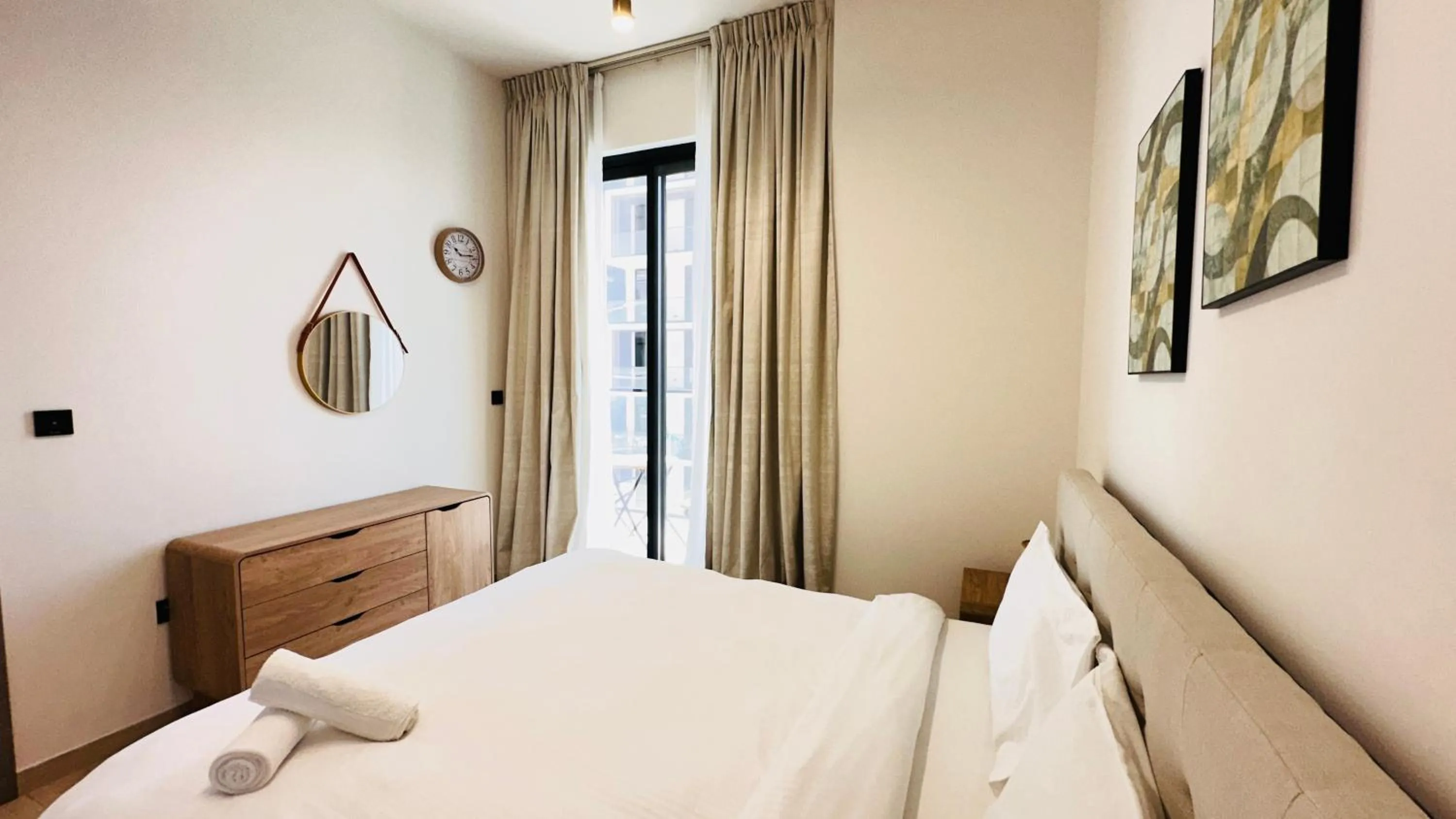 Bedroom in OYO 1291 Home Fully Furnished 1bed Apt @JVC