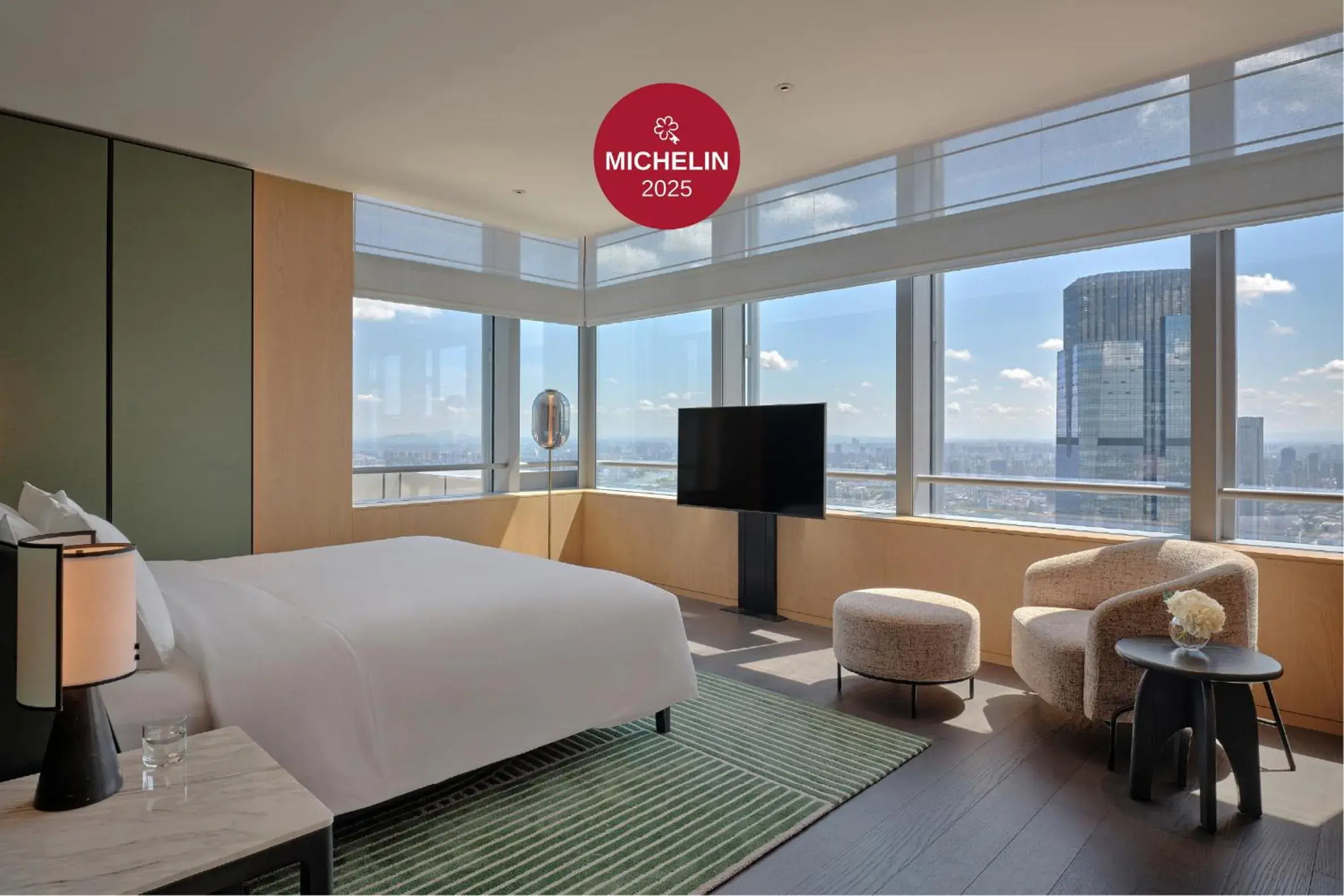 Bed in Park Hyatt Changsha Bed in Park Hyatt Changsha