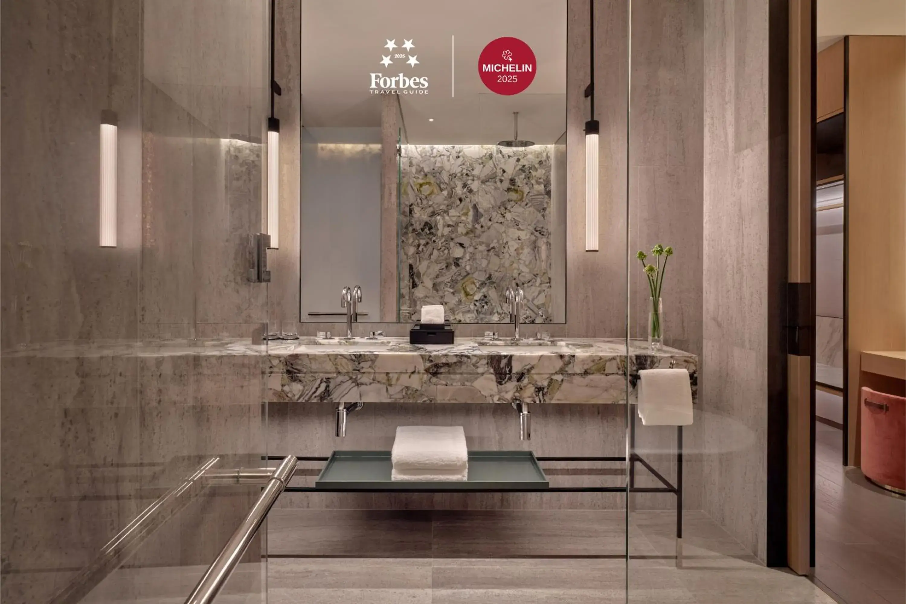 Bathroom in Park Hyatt Changsha Bathroom in Park Hyatt Changsha