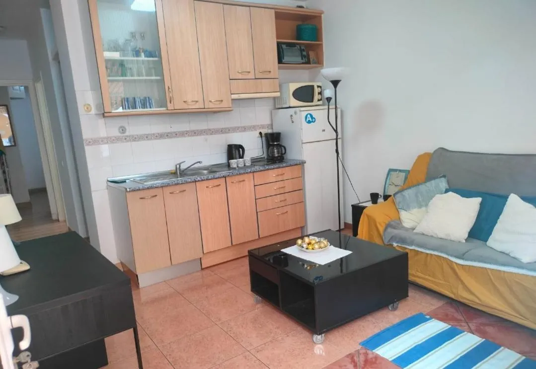 Bed in Maspalomas Gran Canaria Arguineguin south piscina apartment