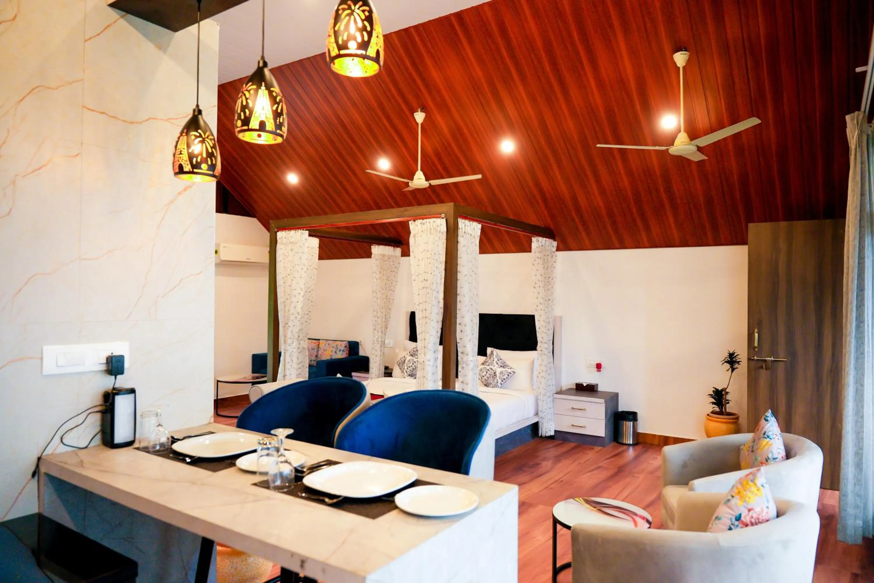 Kitchen or kitchenette in The Grand Retreat - Chikmagalur