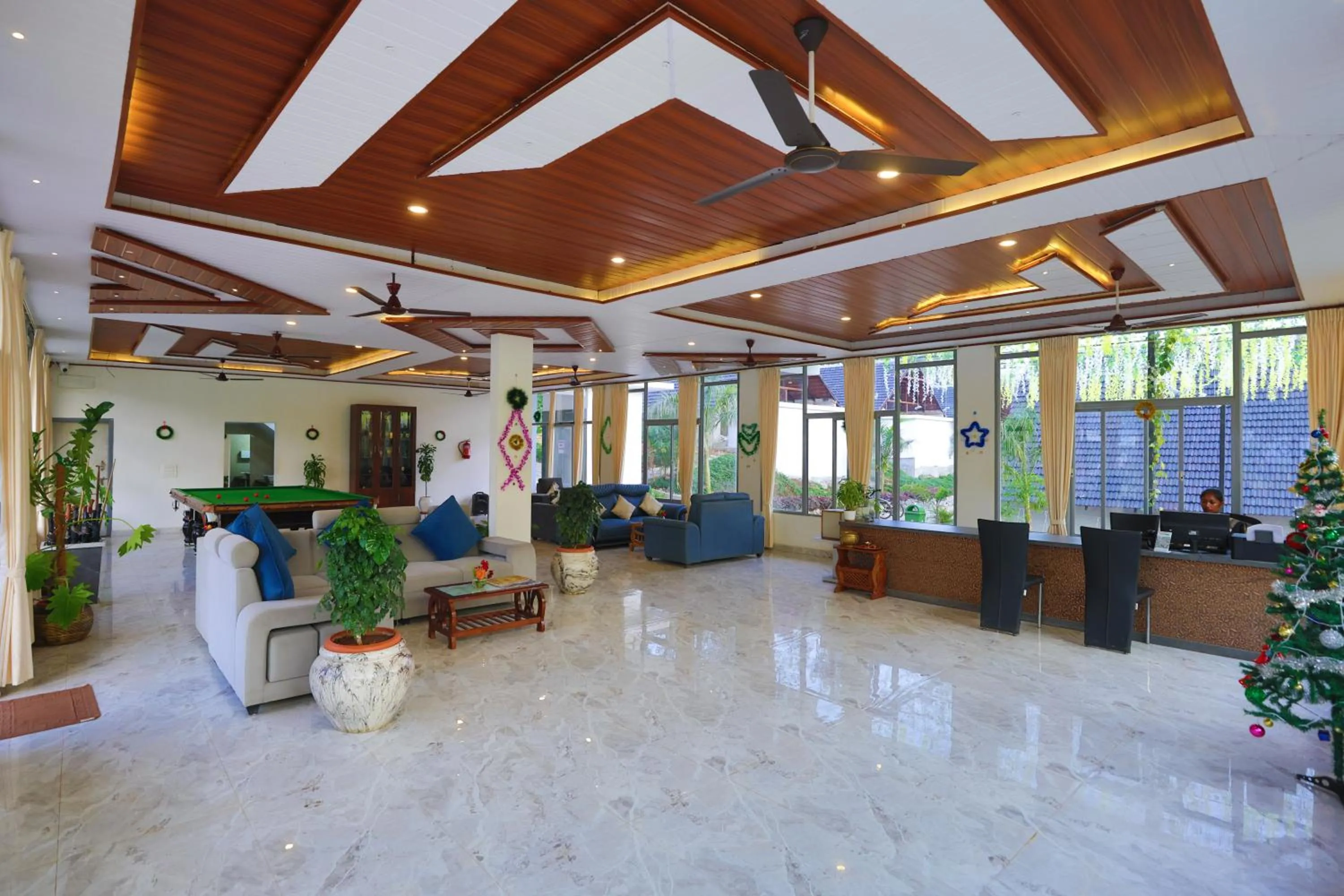 Lobby or reception in The Grand Retreat - Chikmagalur