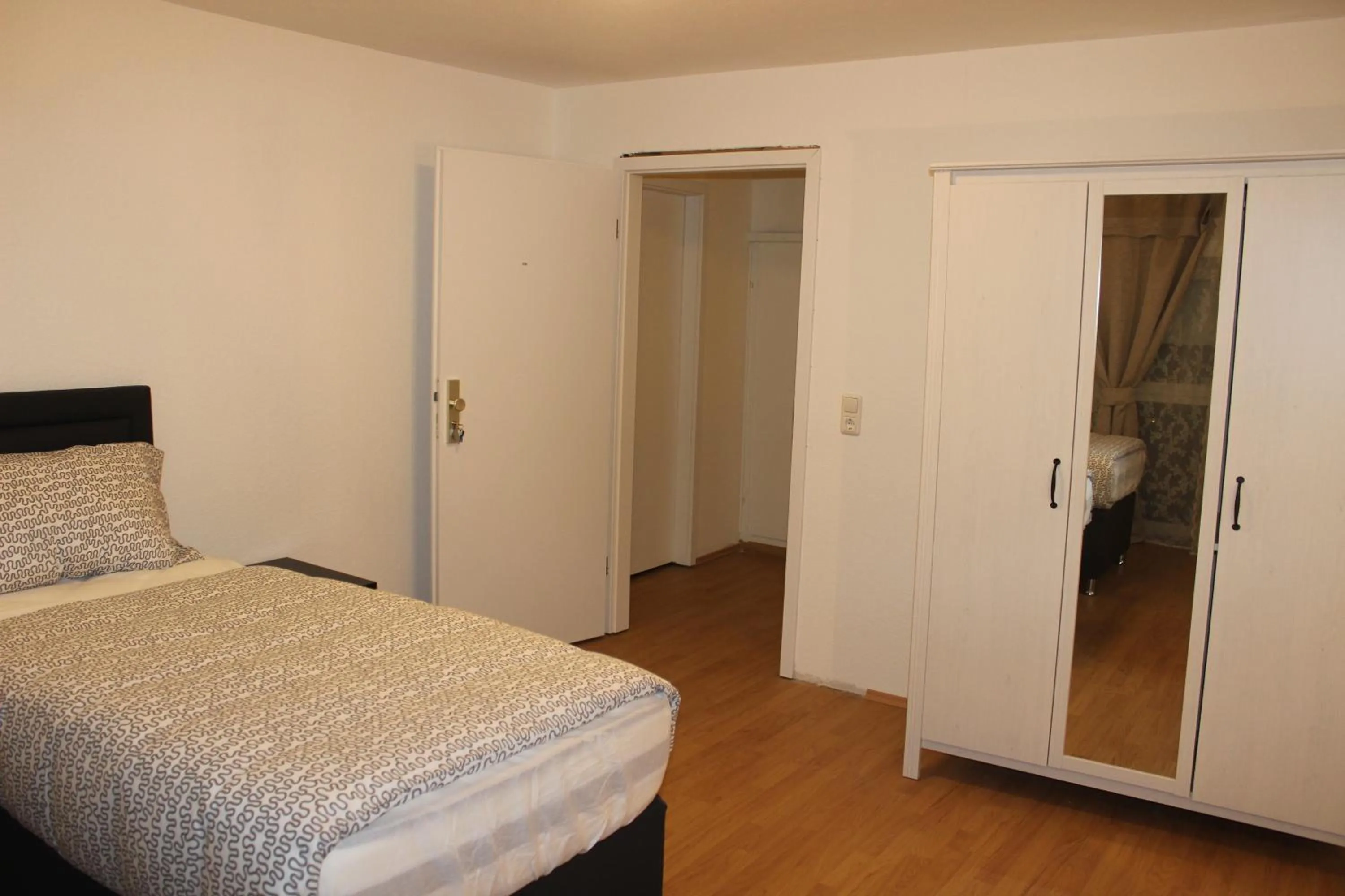 Bed in Hotel Garni Emir