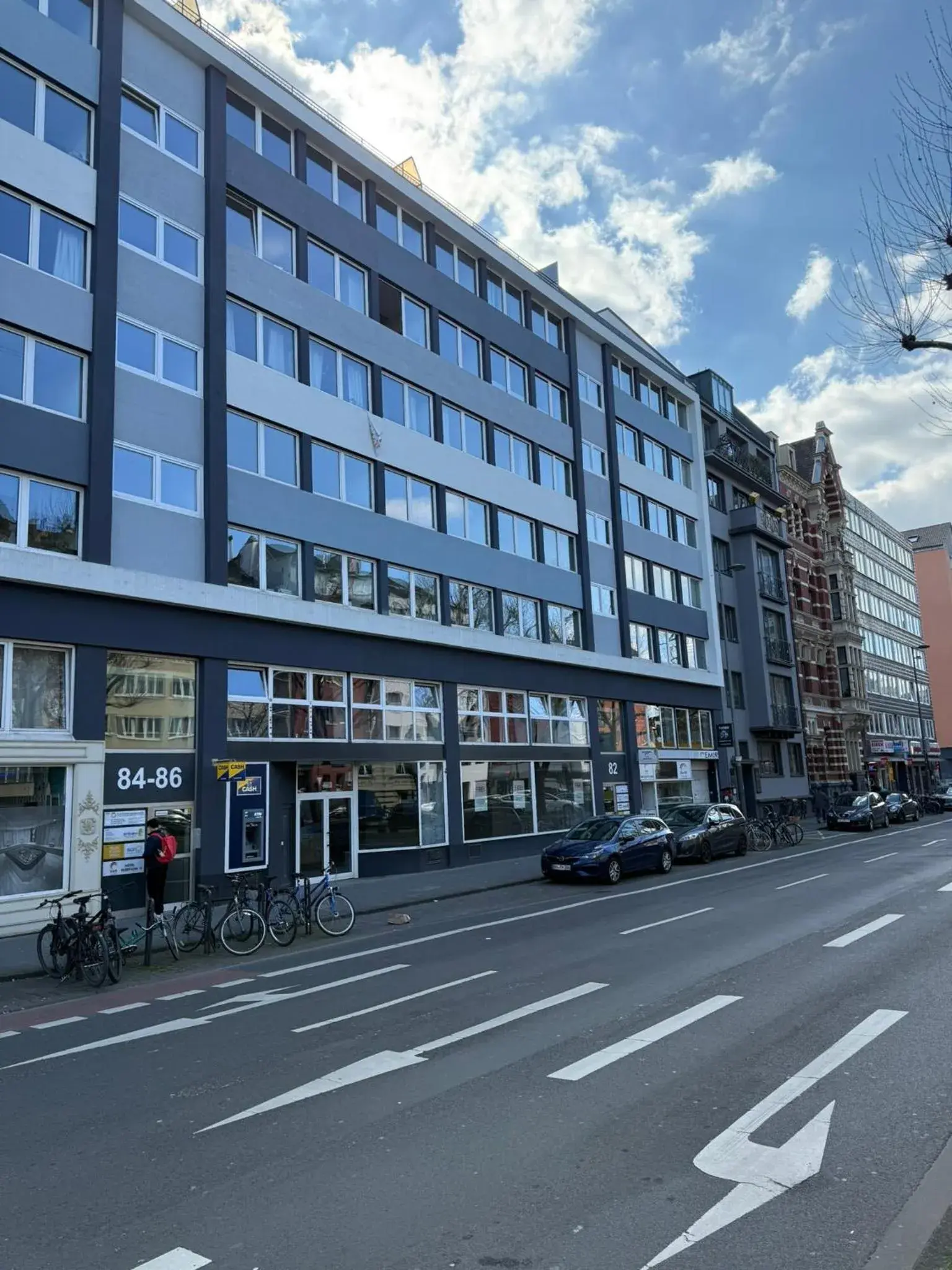 Property building in Hotel Garni Emir Property building in Hotel Garni Emir