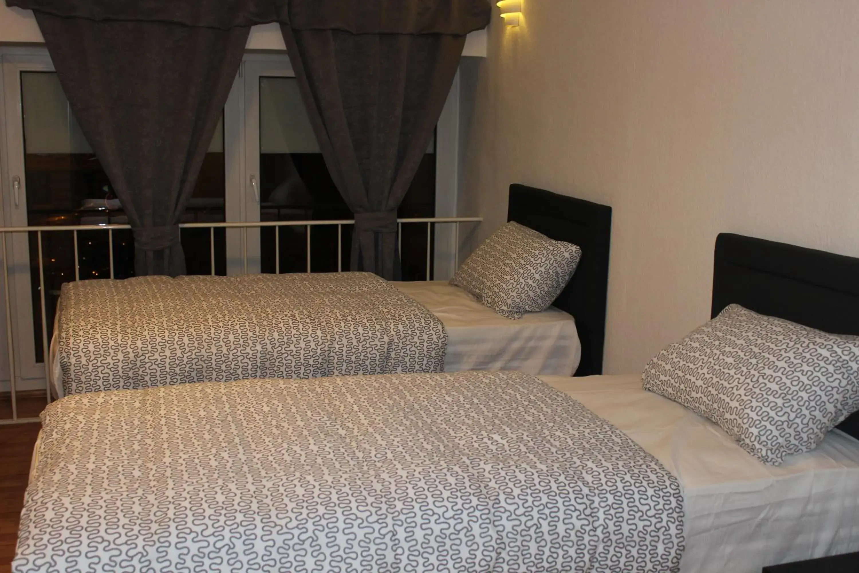 Deluxe Double or Twin Room in Hotel Garni Emir Deluxe Double or Twin Room in Hotel Garni Emir