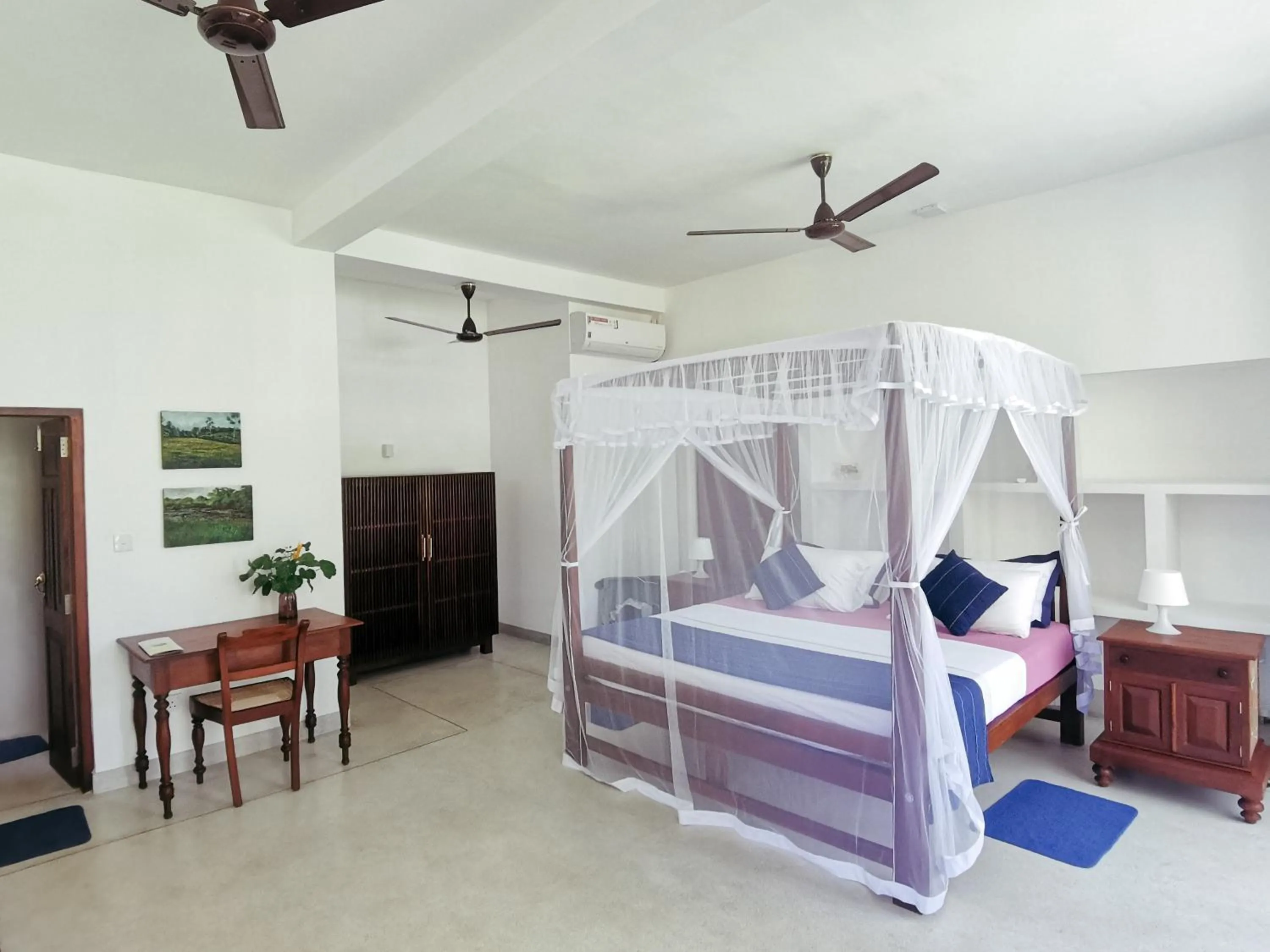Photo of the whole room, Bed in Galawatta Beach Resort