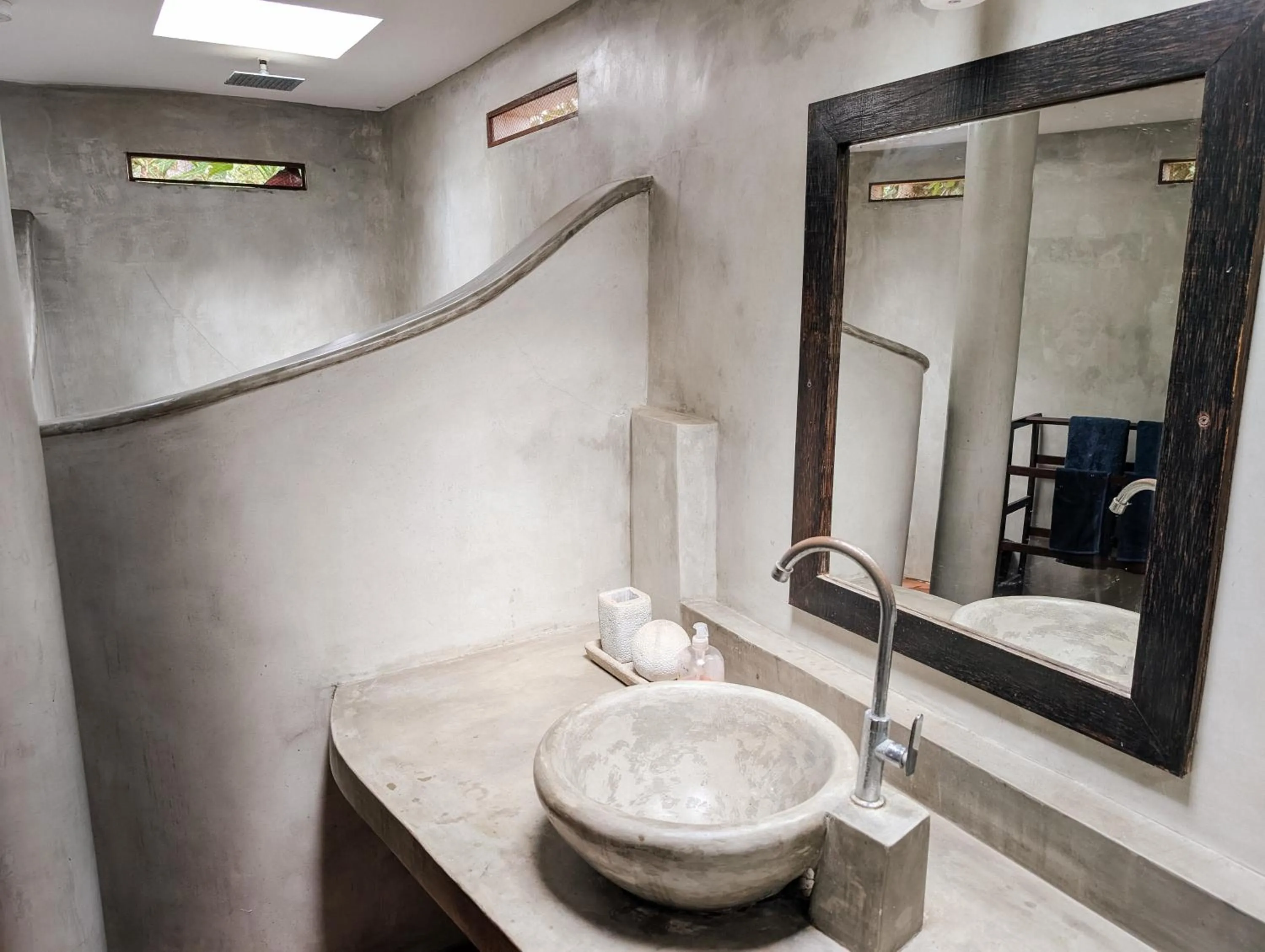 Bathroom in Galawatta Beach Resort