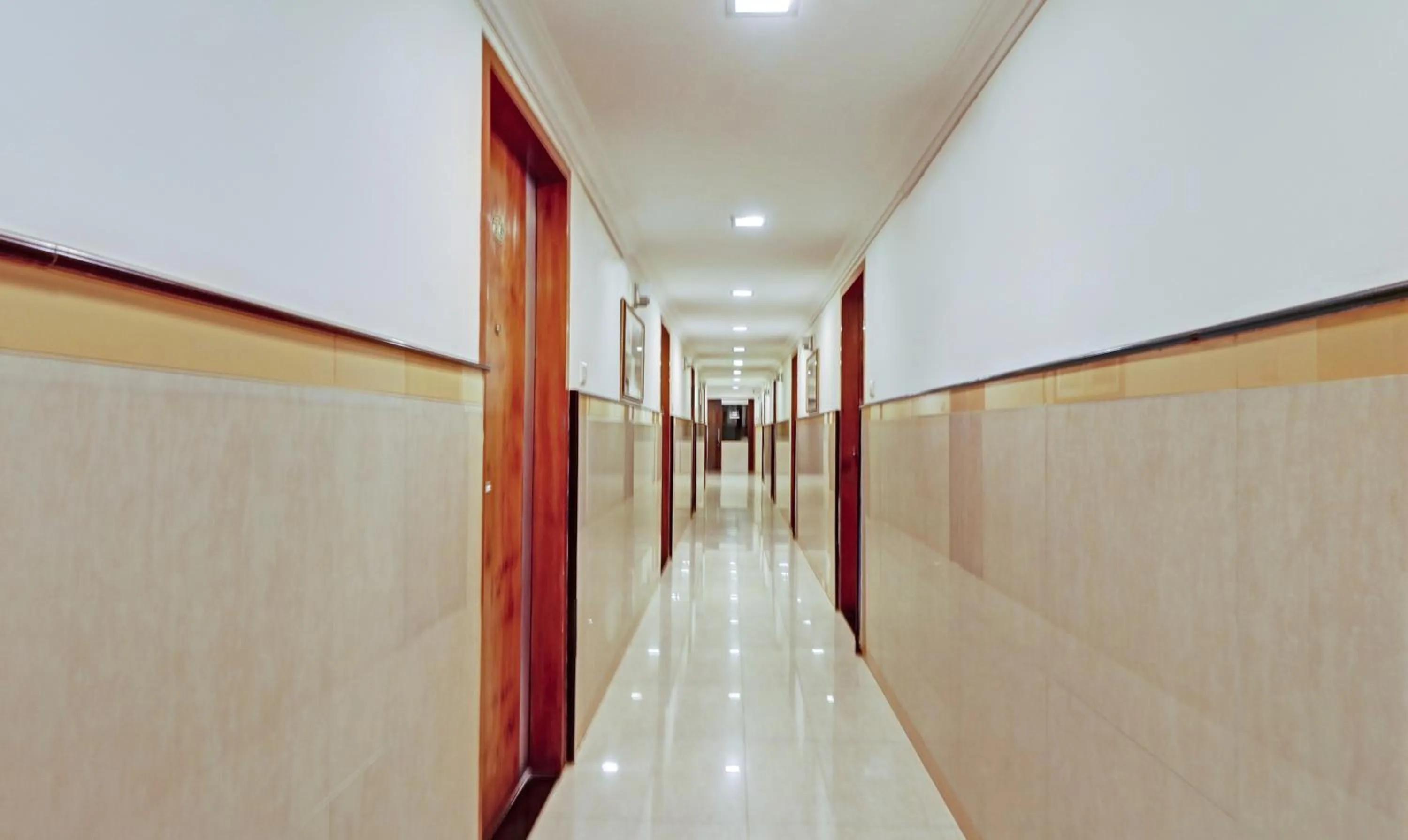 Lobby or reception in Treebo Suraksha Inn