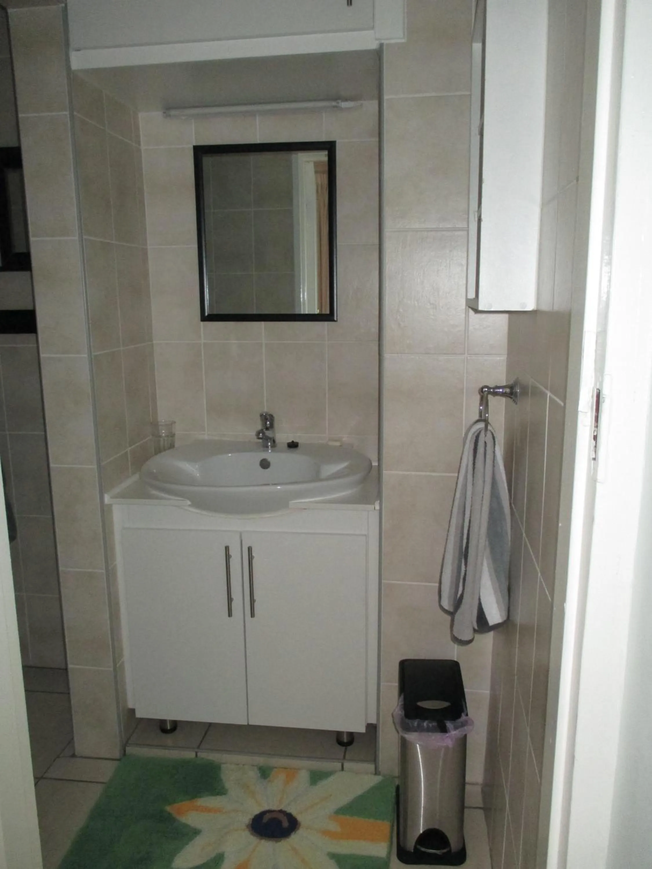 Bathroom in Meander In