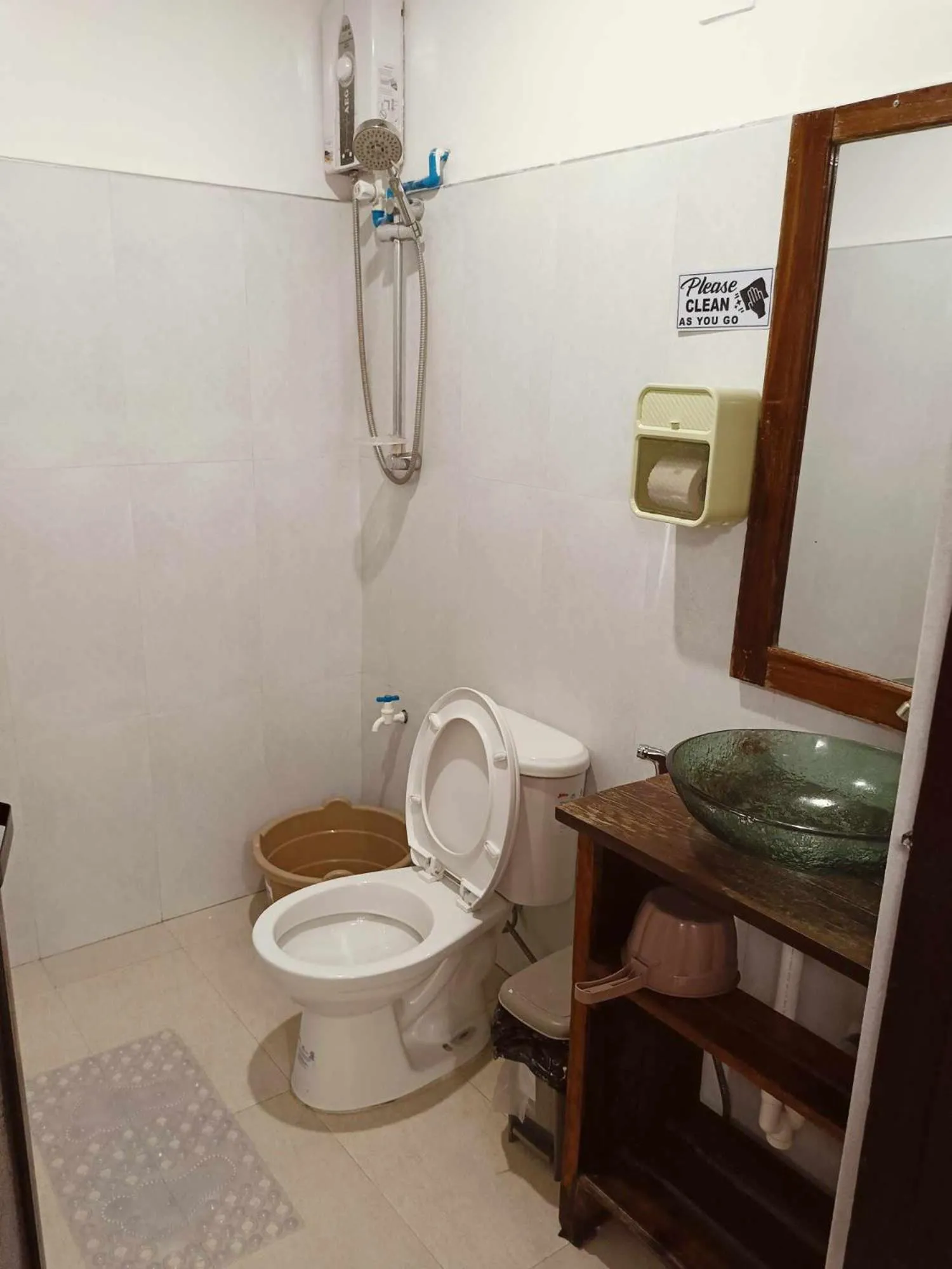 KMJ SUITES