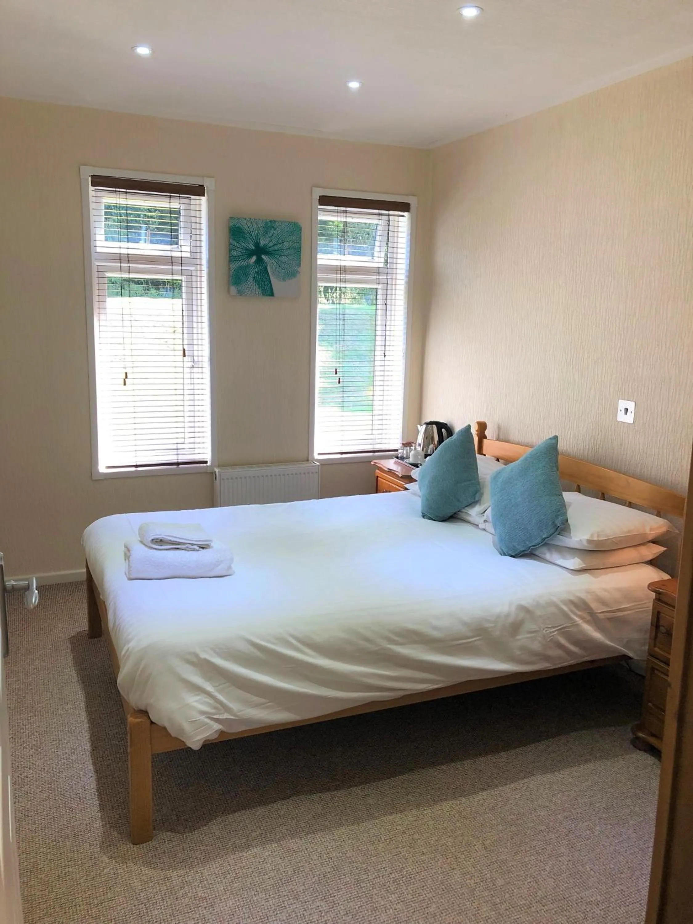 Bedroom, Bed in The Farmhouse at Fincham