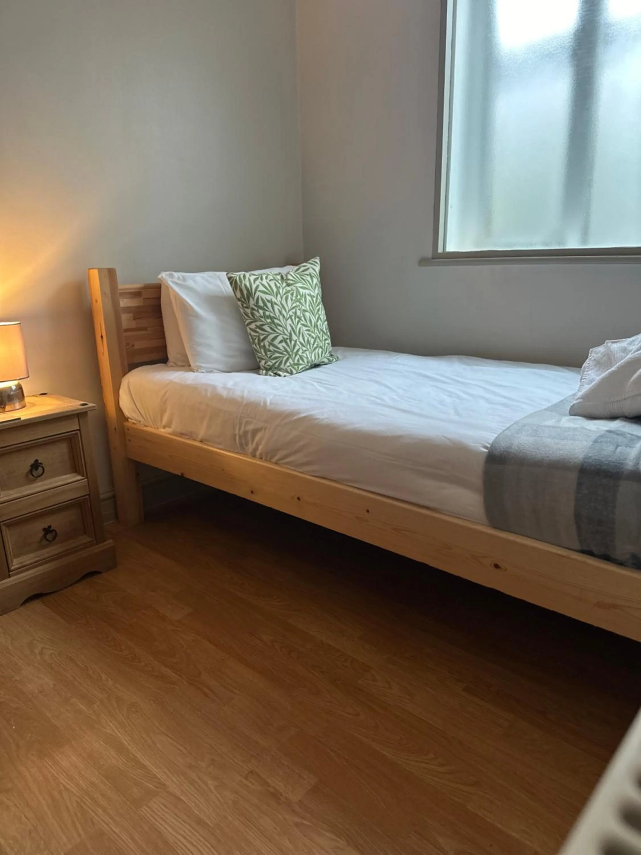 Bedroom, Bed in The Farmhouse at Fincham