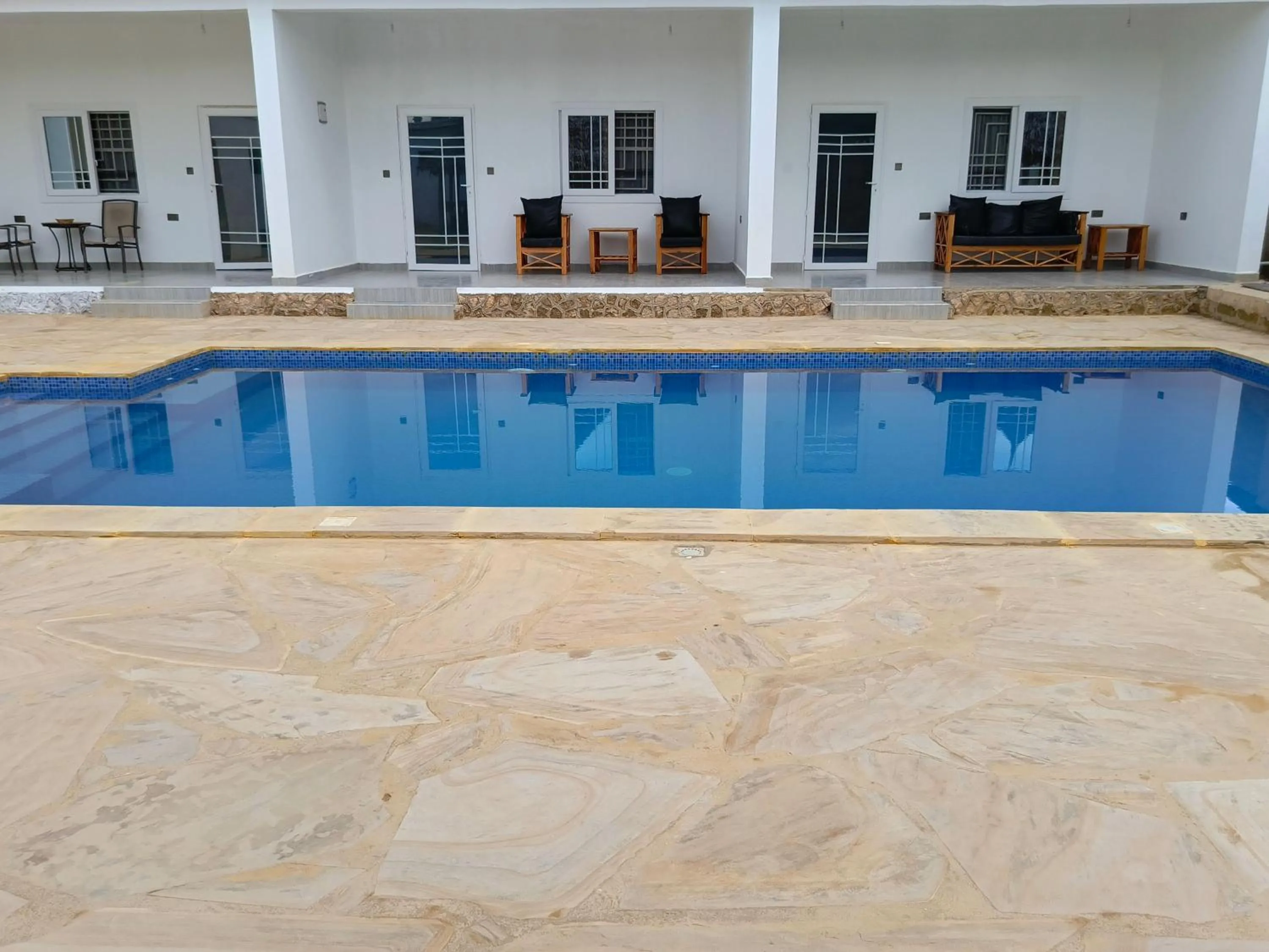 Diamond White Resort