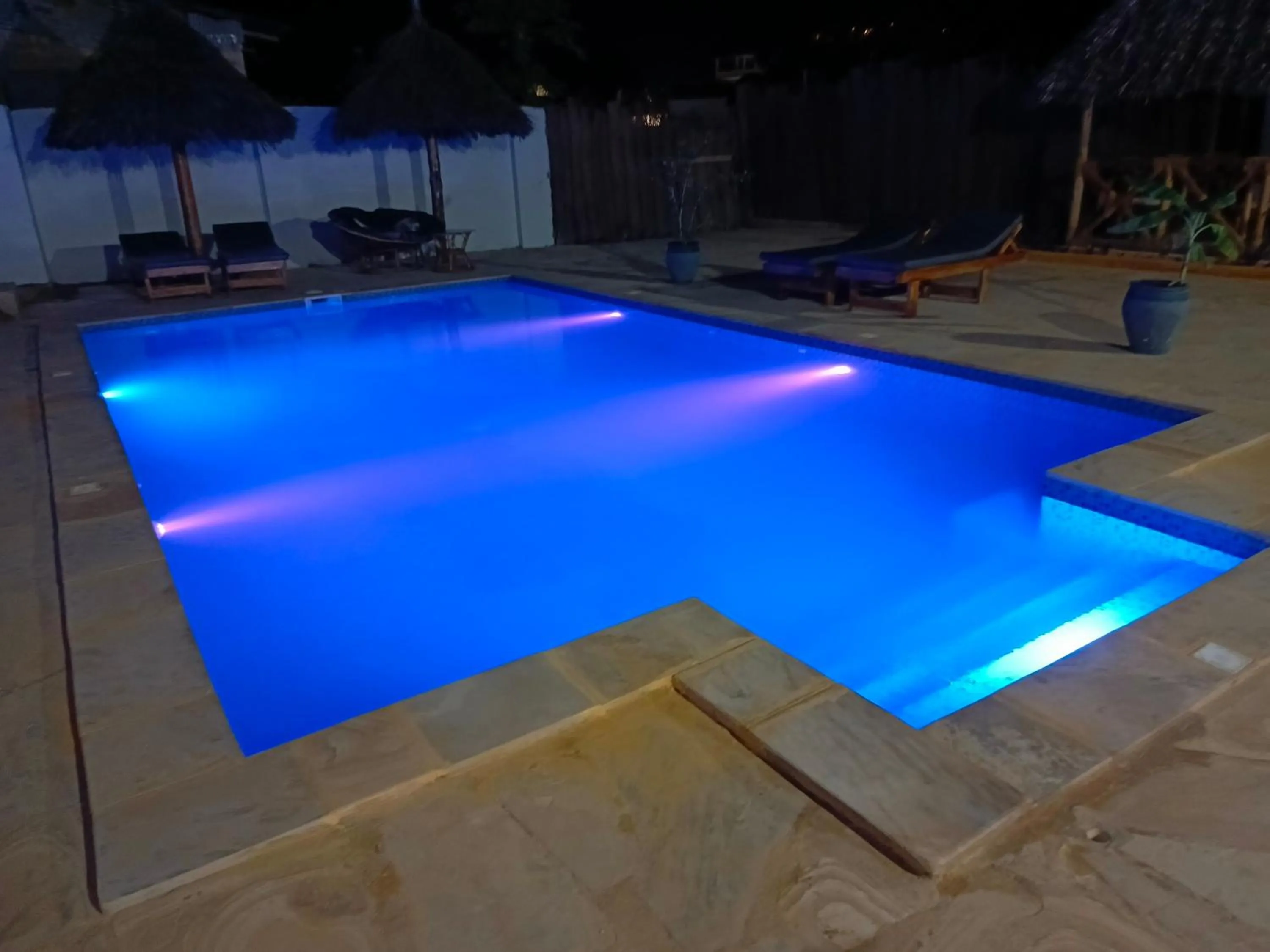 Diamond White Resort