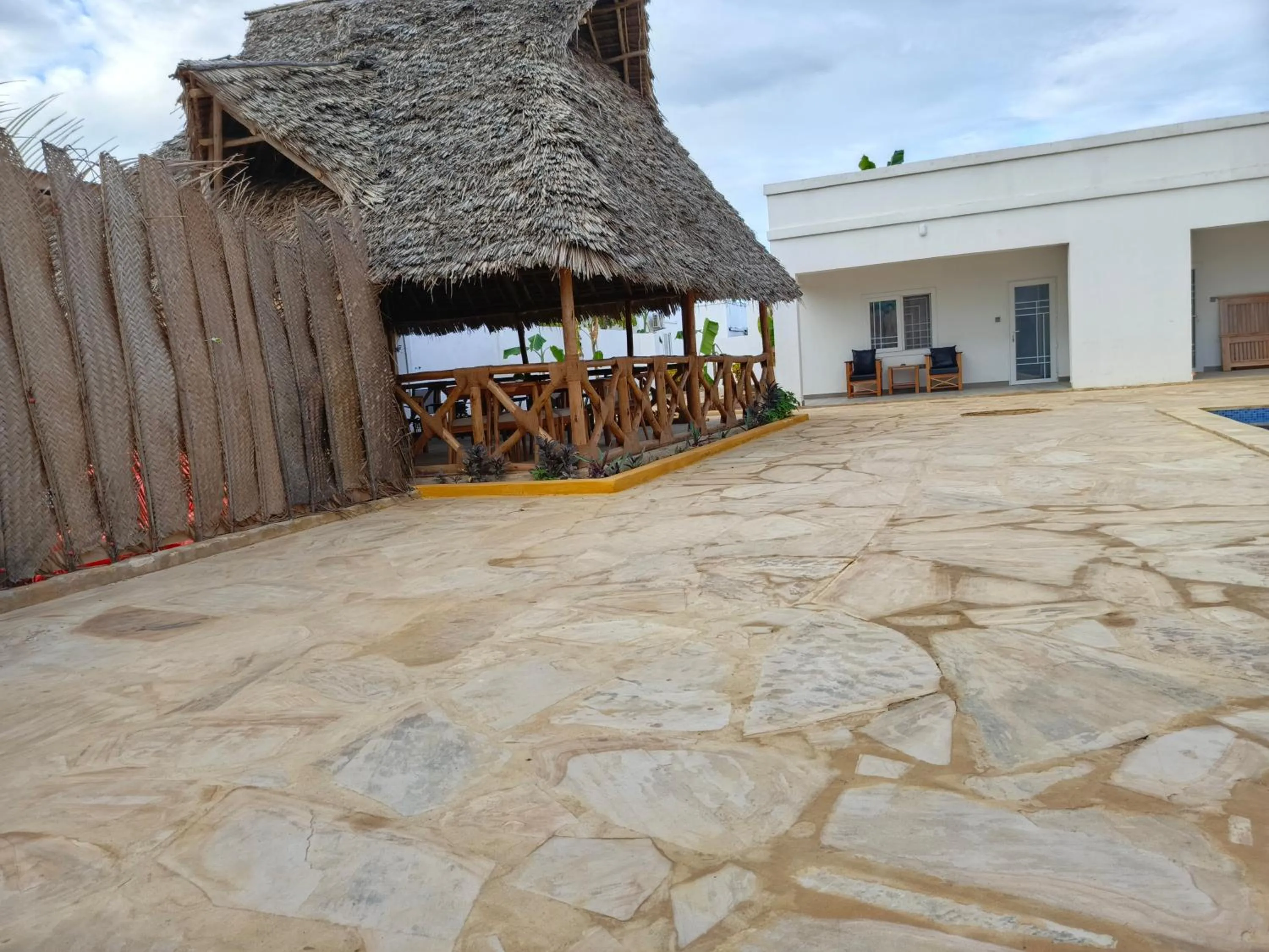 Diamond White Resort