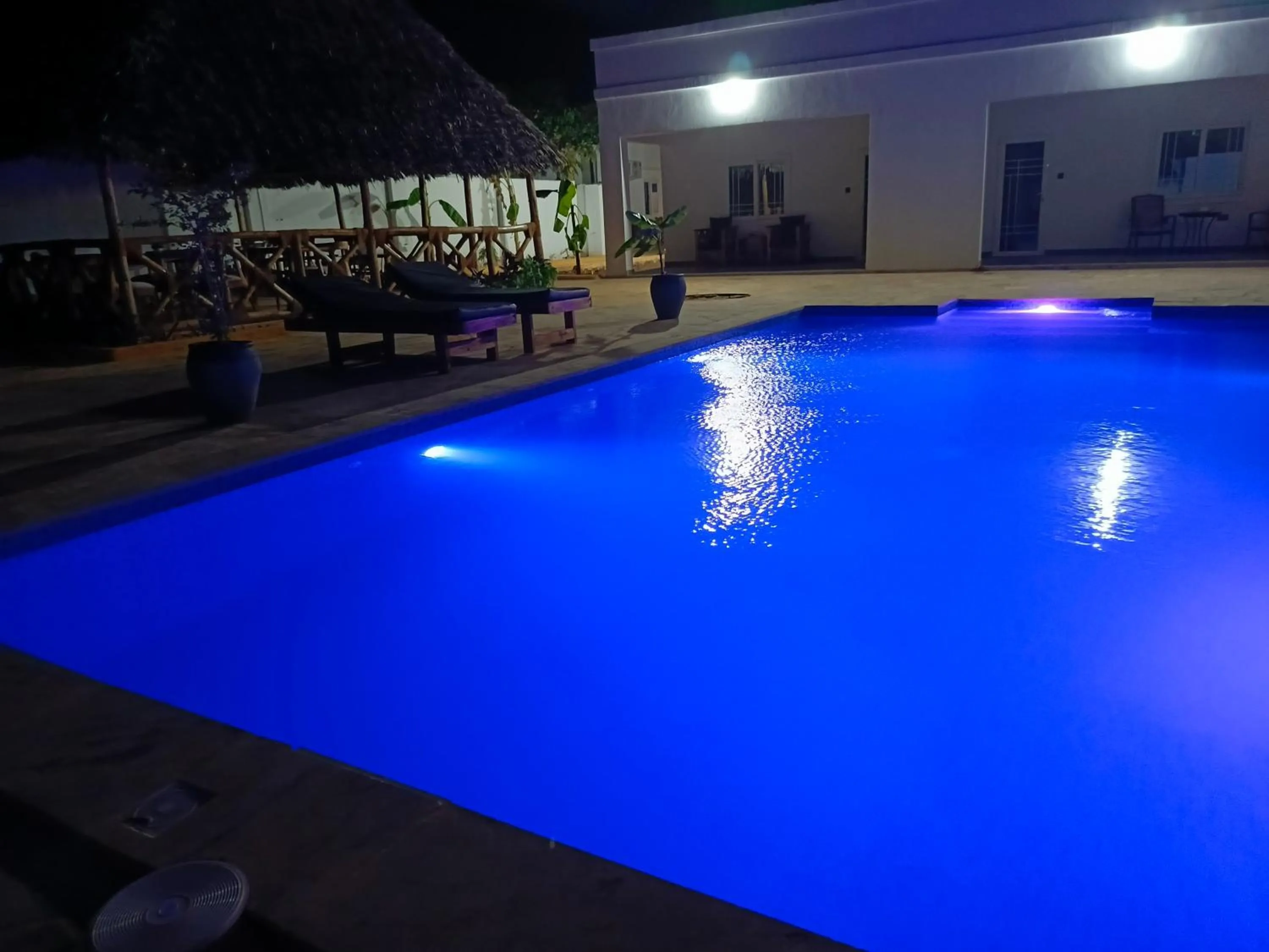 Diamond White Resort