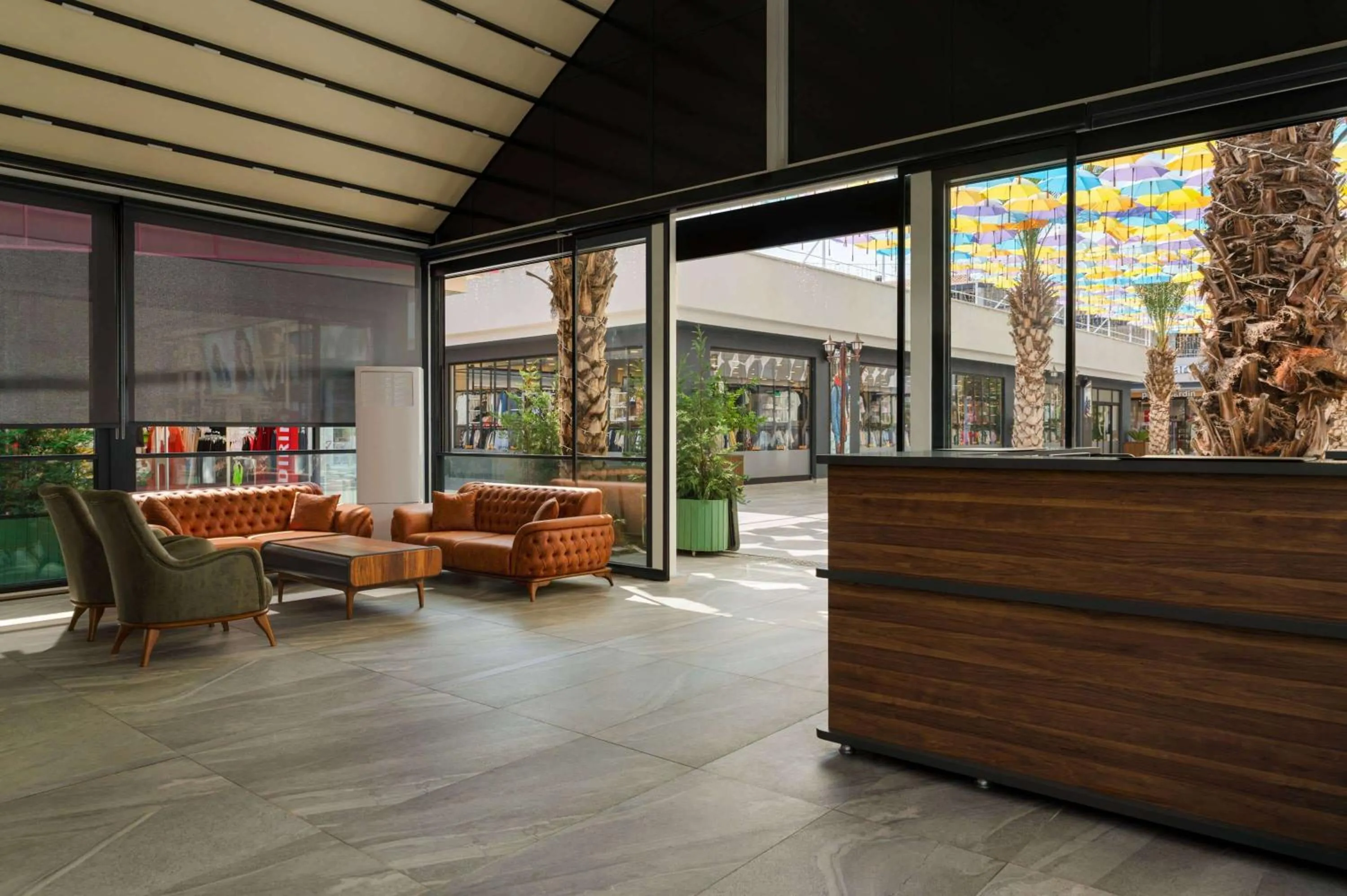 Lobby or reception in Days Inn by Wyndham Alanya