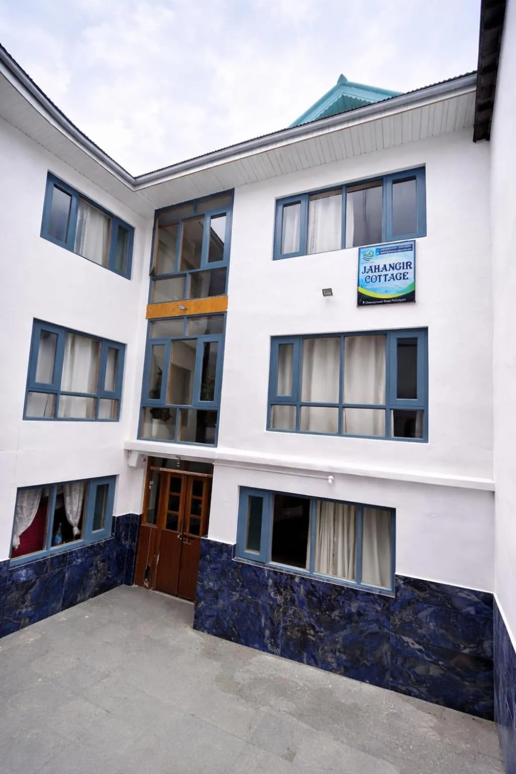 Jahangir Cottage Pahalgam