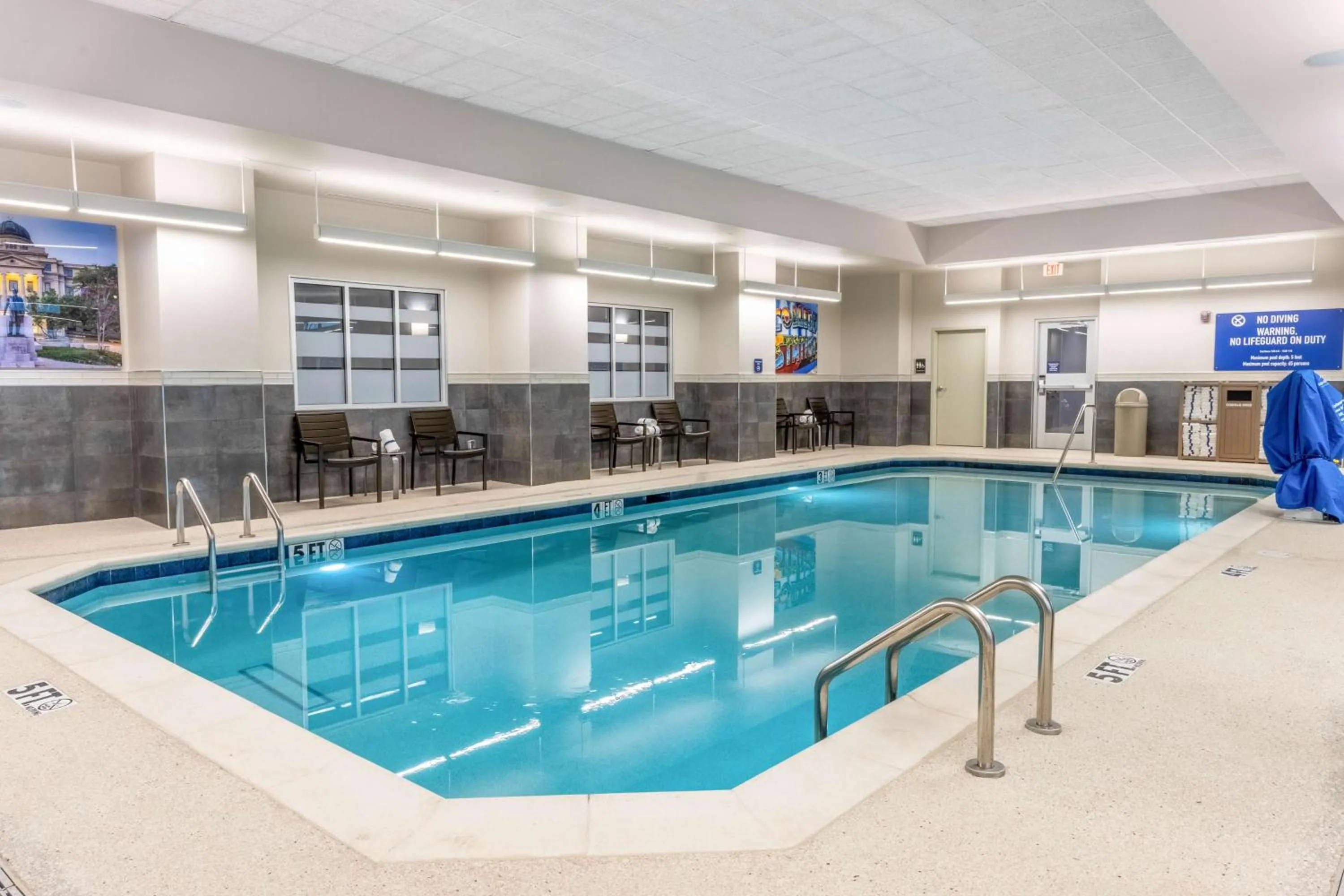 Pool view in Drury Plaza Hotel College Station