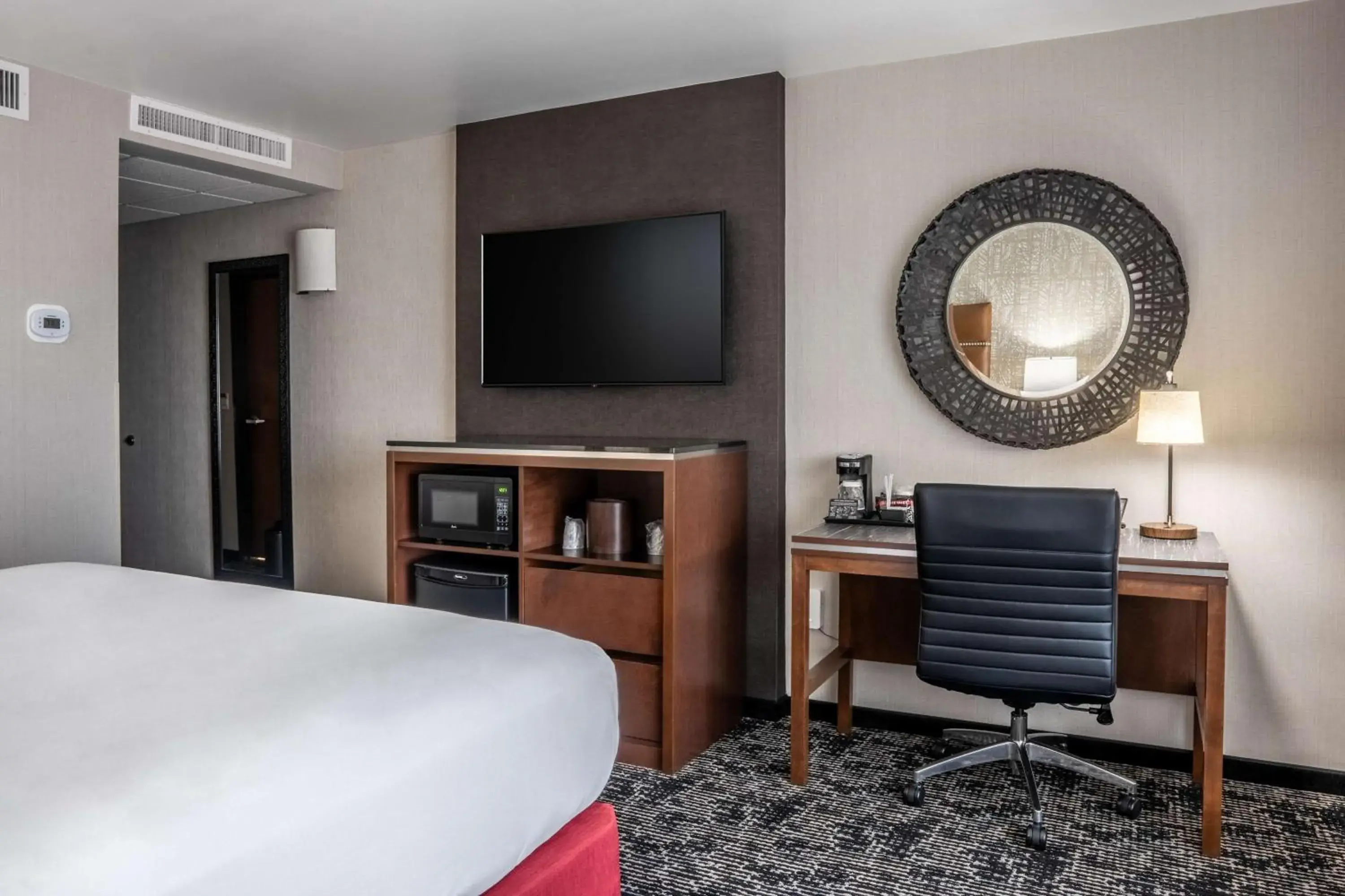 Bedroom, Bed in Drury Plaza Hotel College Station Bedroom, Bed in Drury Plaza Hotel College Station