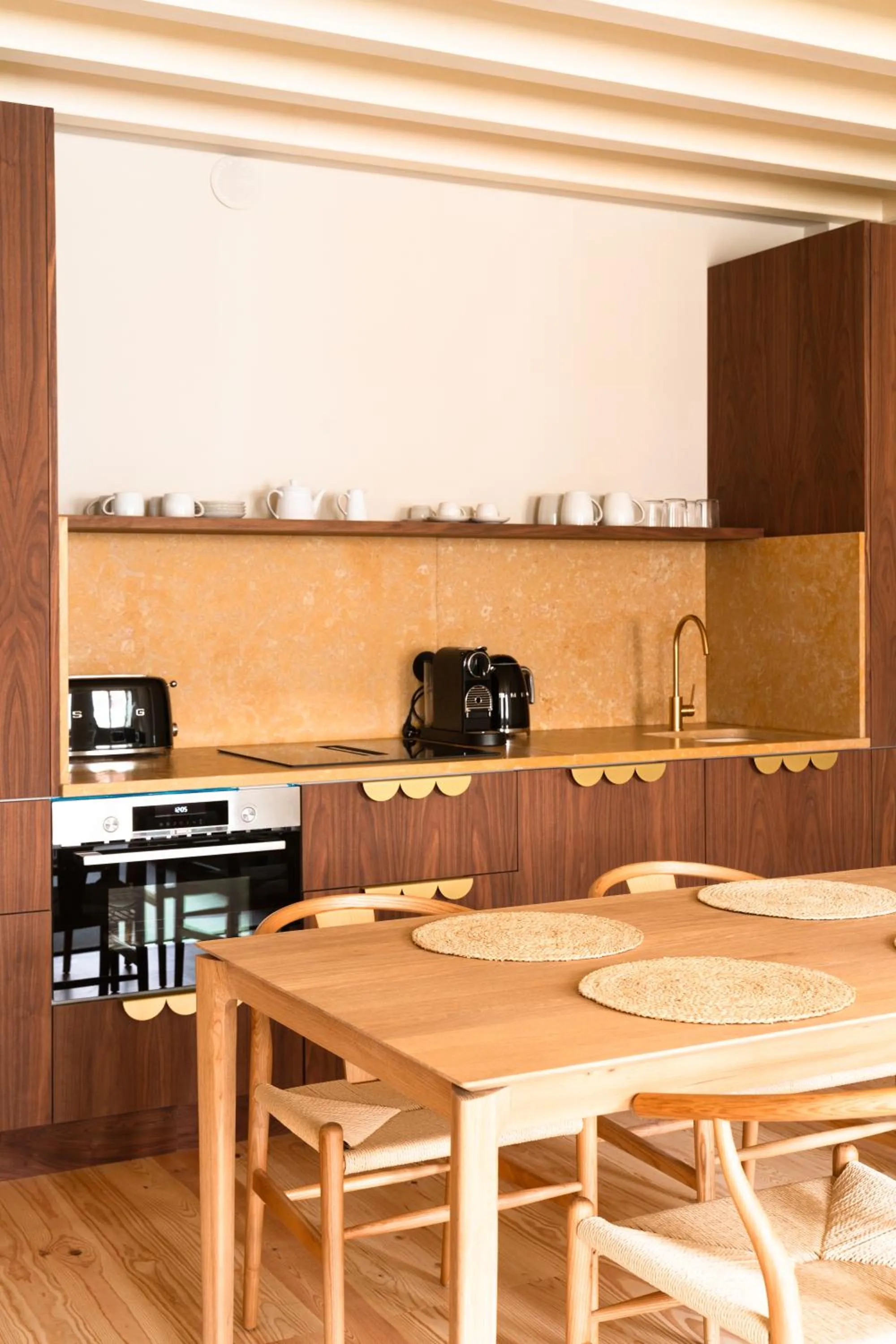 Coffee/tea facilities in The Verse