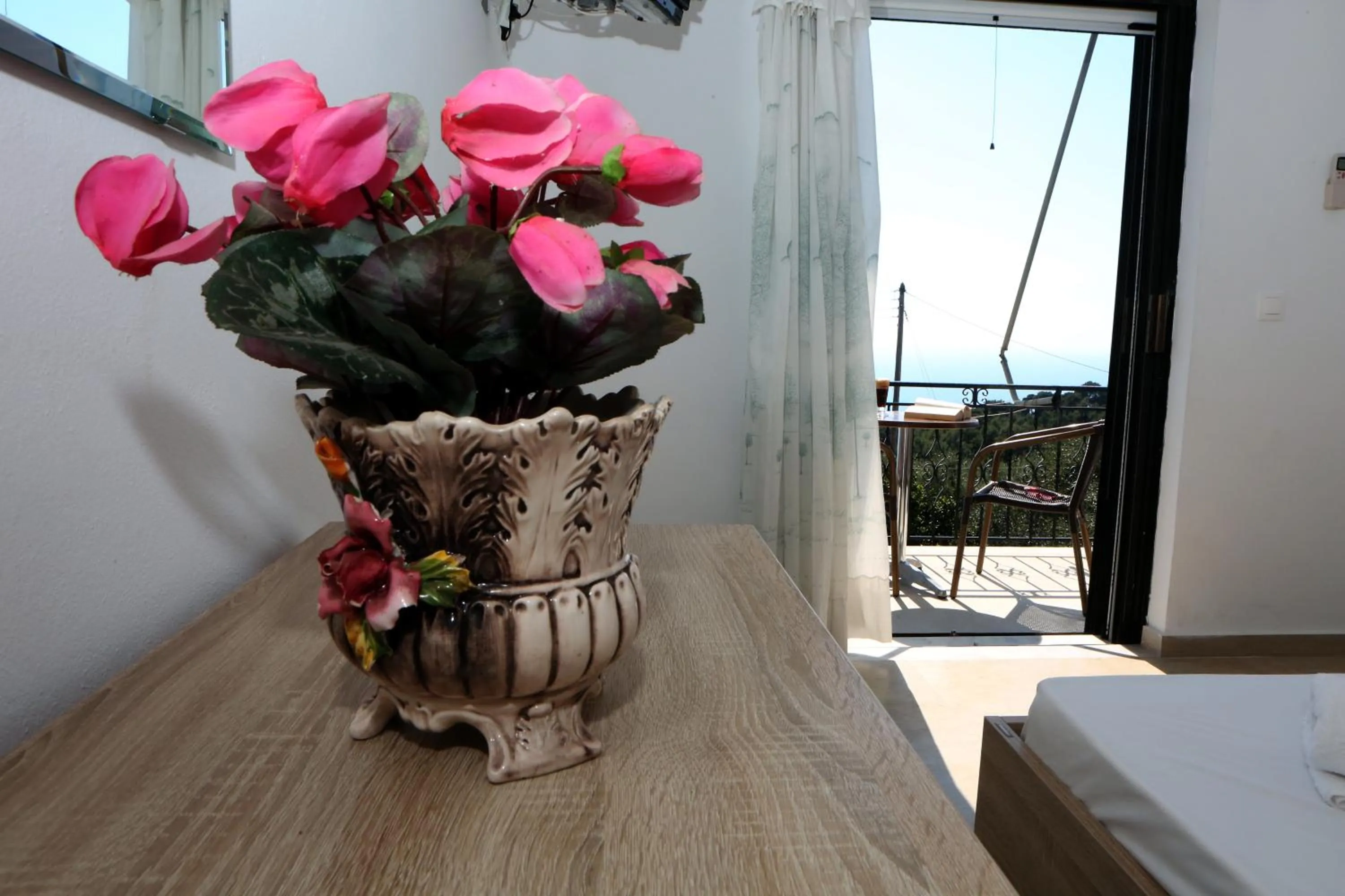 Balcony/Terrace in Selini hotel