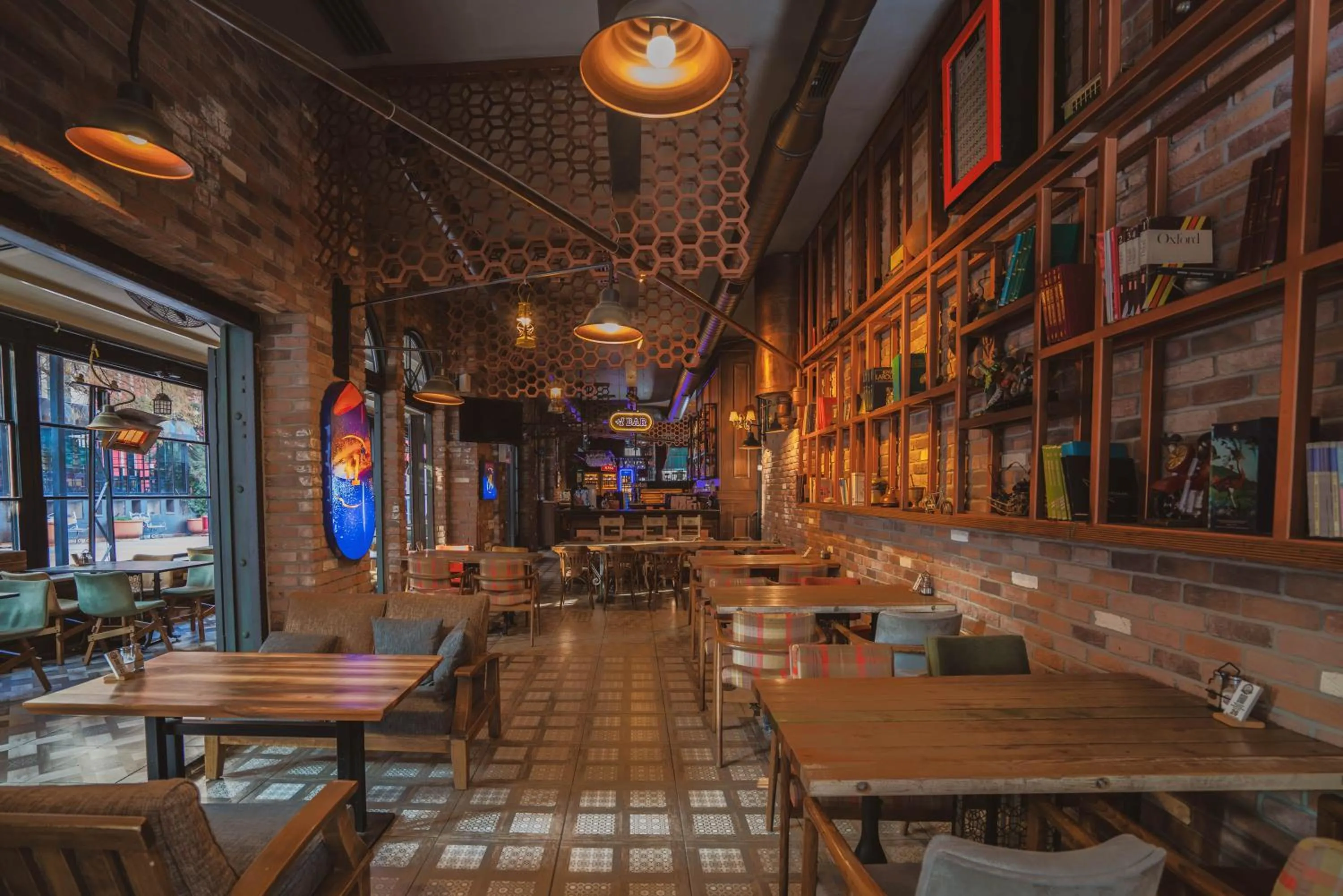 Restaurant/places to eat in Raymar Hotels Ankara