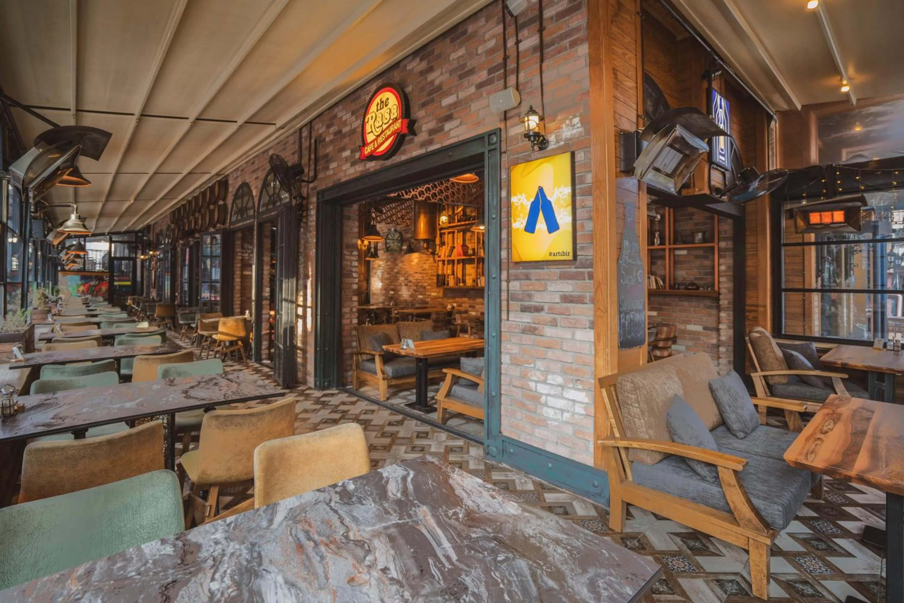 Restaurant/places to eat in Raymar Hotels Ankara