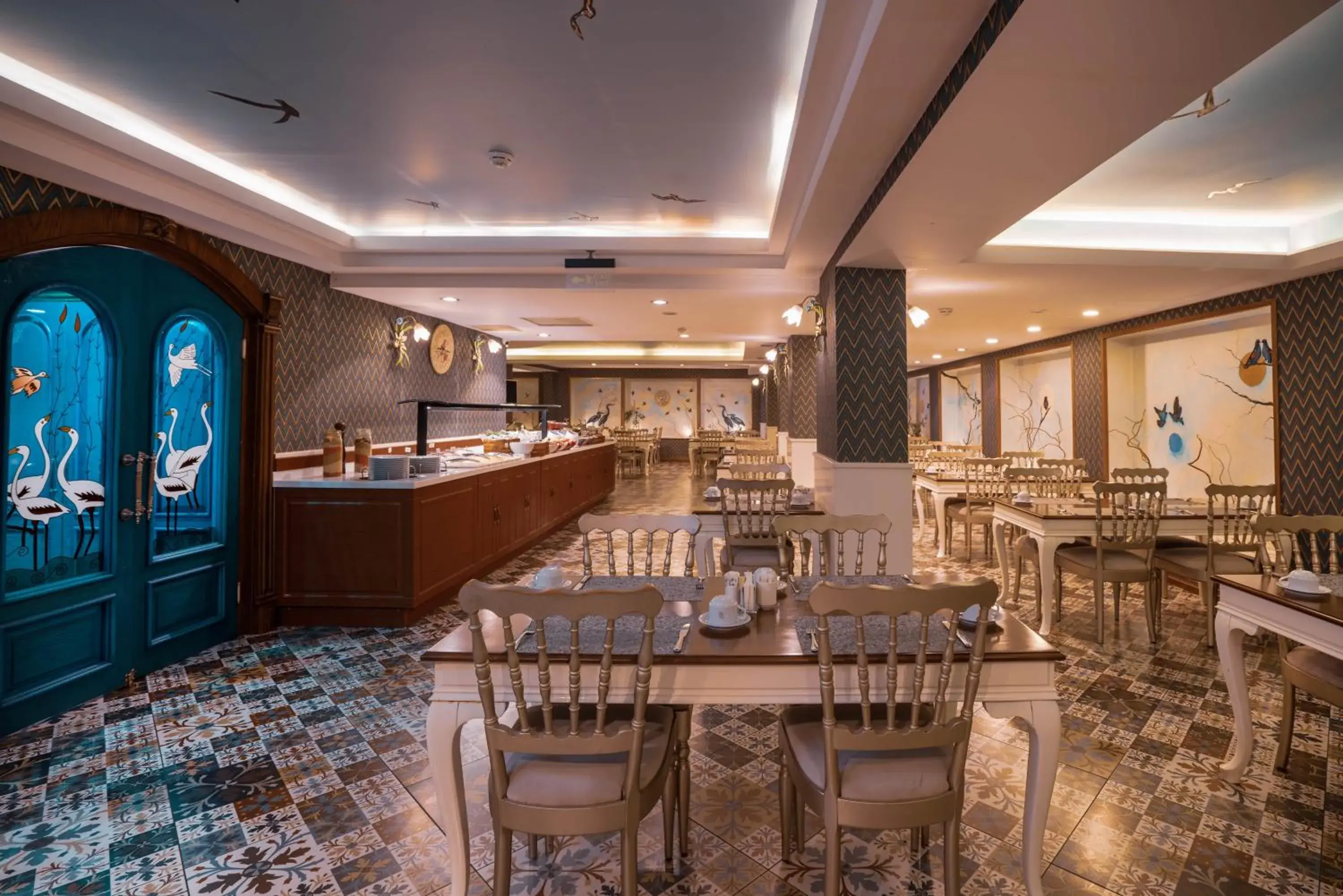 Restaurant/places to eat in Raymar Hotels Ankara Restaurant/places to eat in Raymar Hotels Ankara