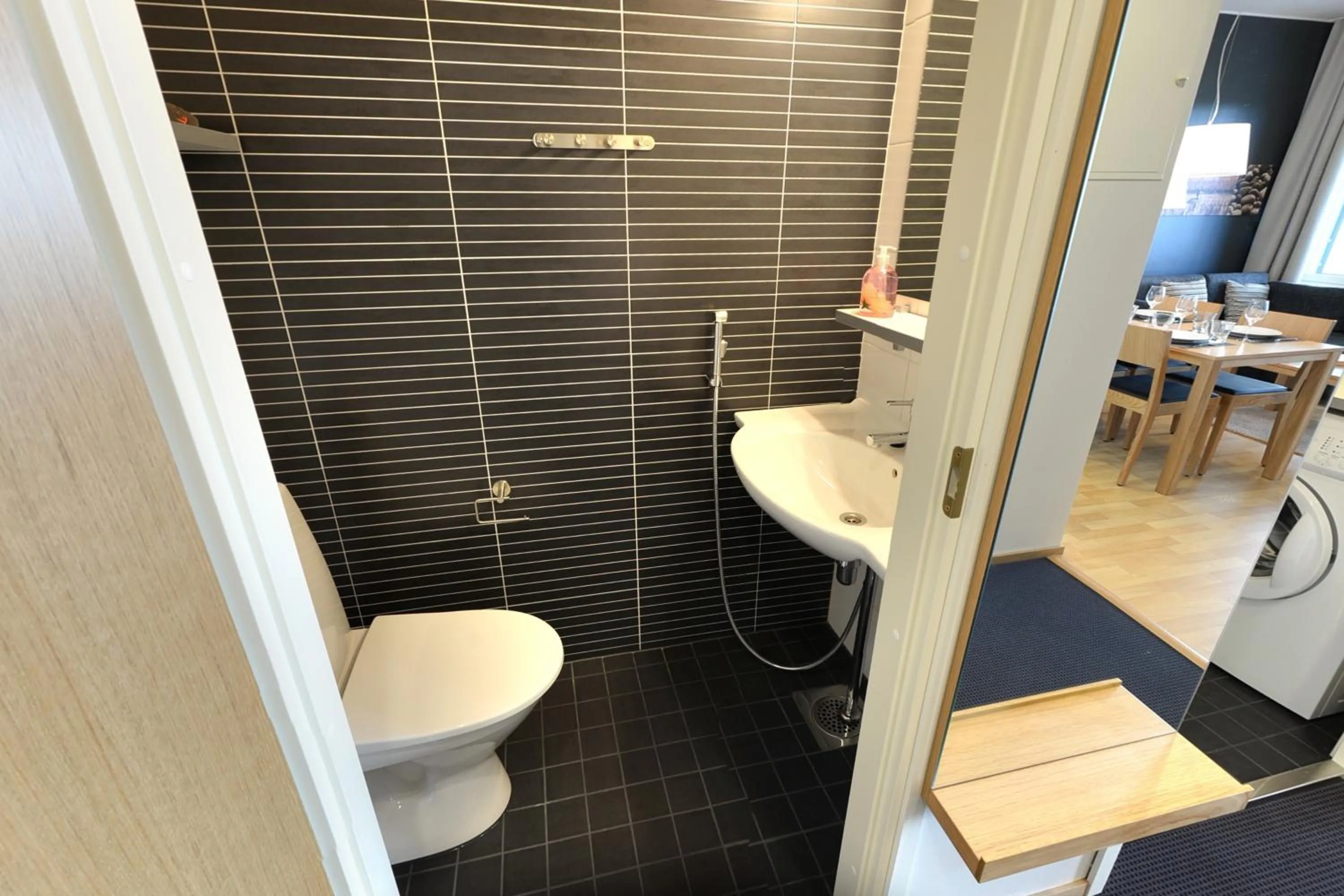 Toilet in Forenom Serviced Apartments Tampere Pyynikki
