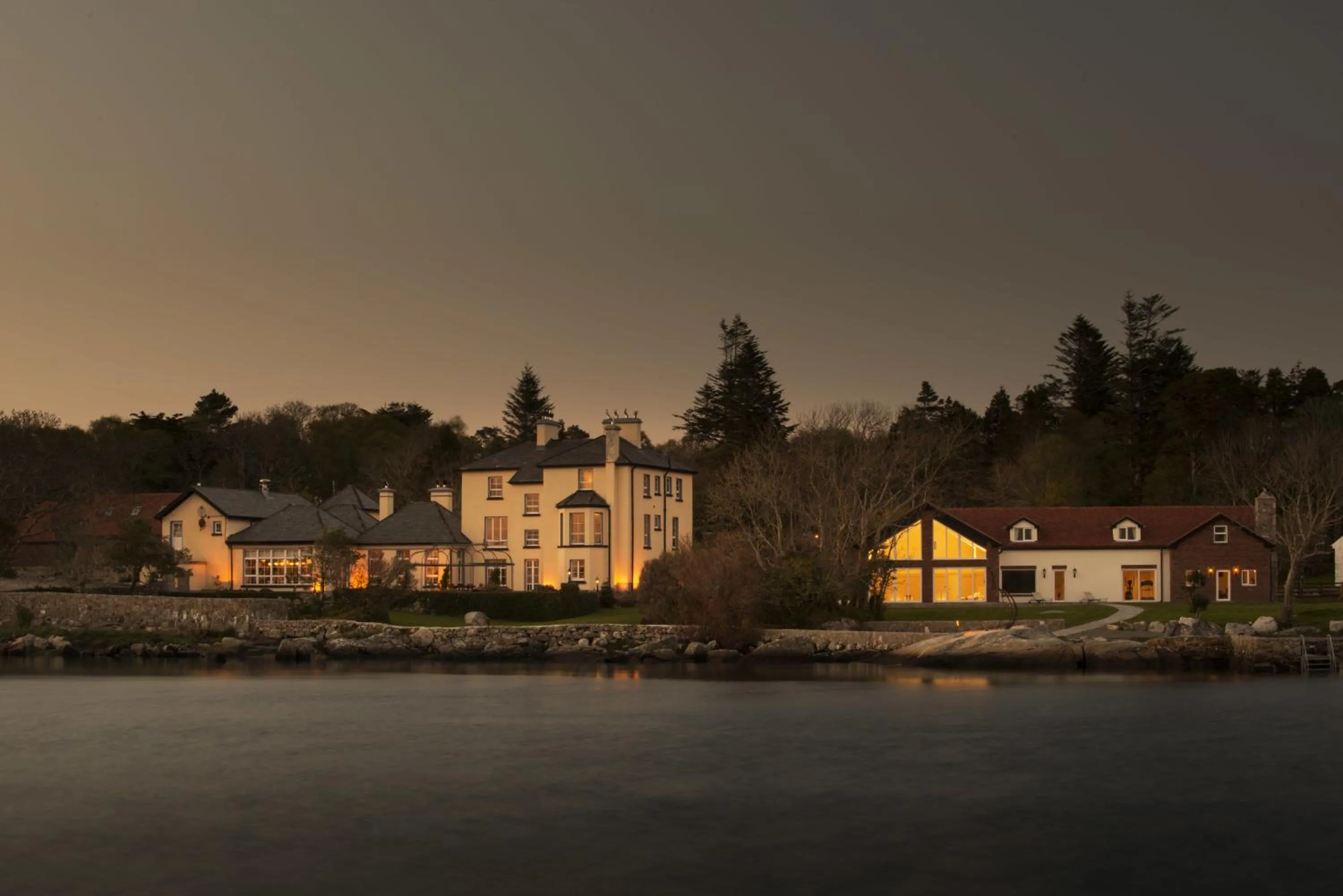 Property building in Screebe House