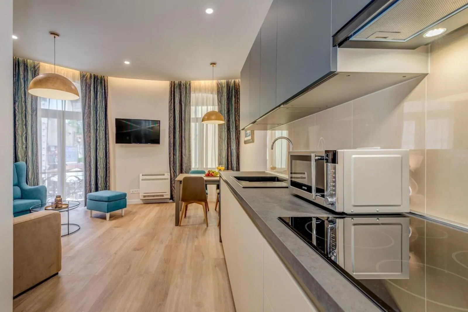 Royal Theatre Apartment