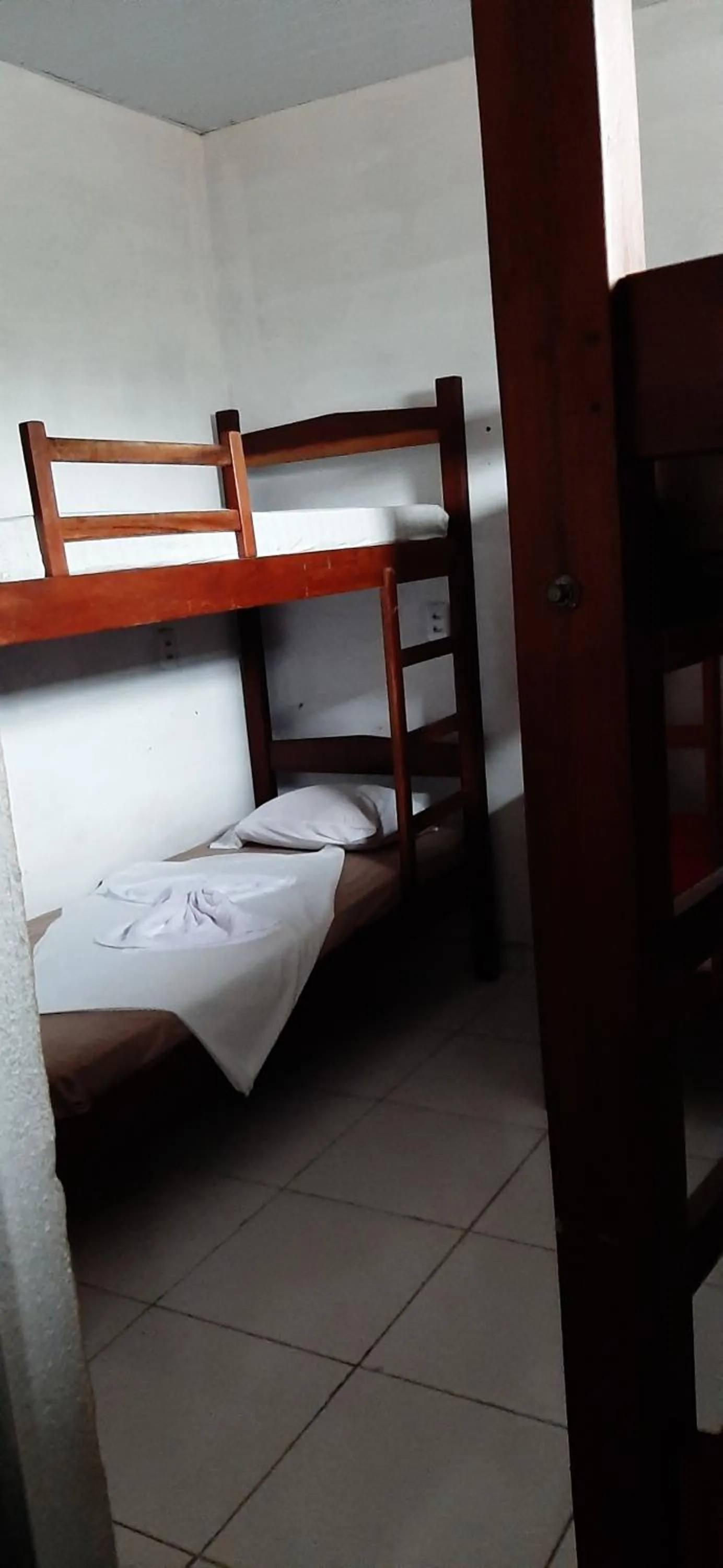 bunk bed, Bed in Hostel Em Boas Mãos