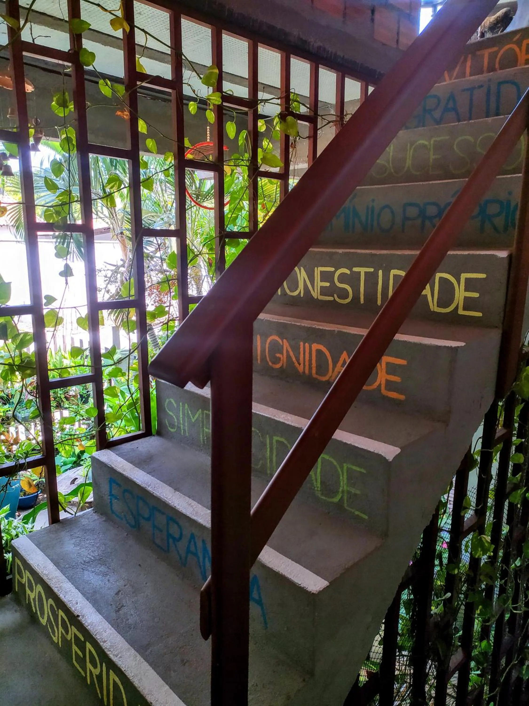 Decorative detail in Hostel Em Boas Mãos