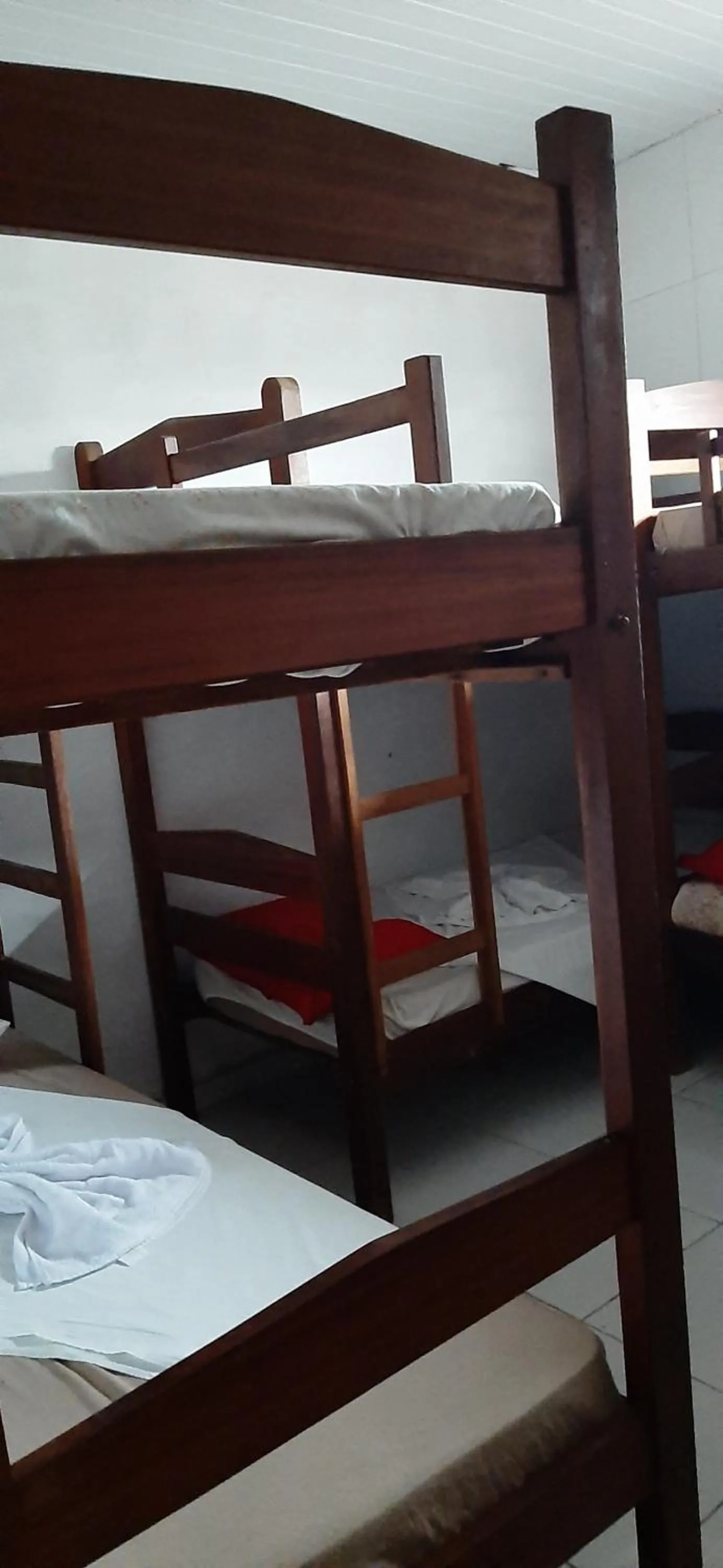 bunk bed, Bed in Hostel Em Boas Mãos