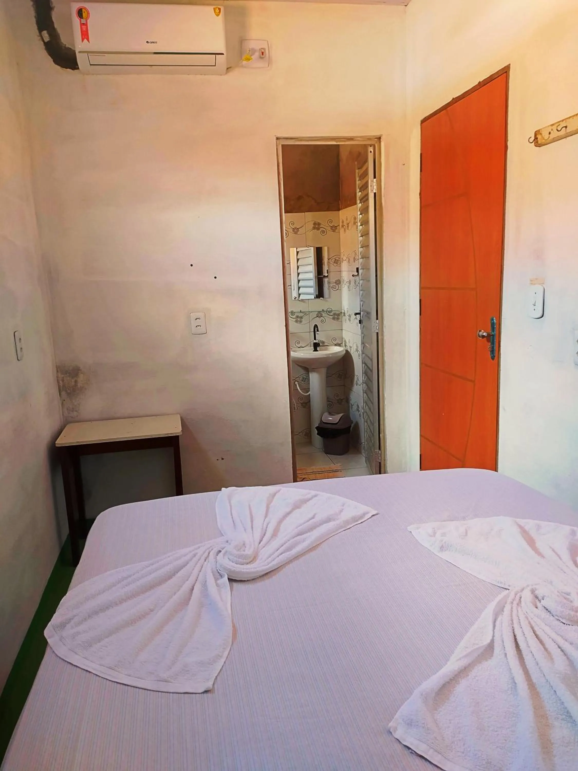 Bedroom, Bed in Hostel Em Boas Mãos