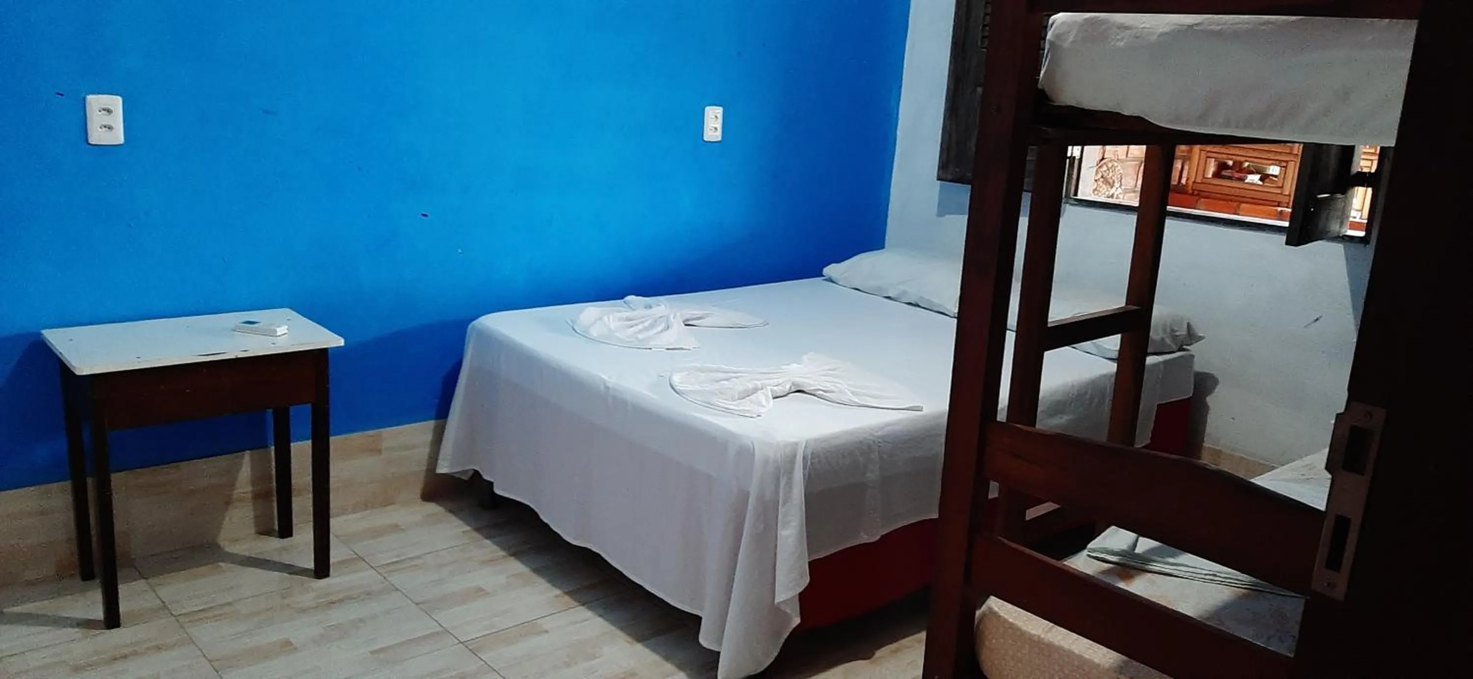 Bed in Hostel Em Boas Mãos