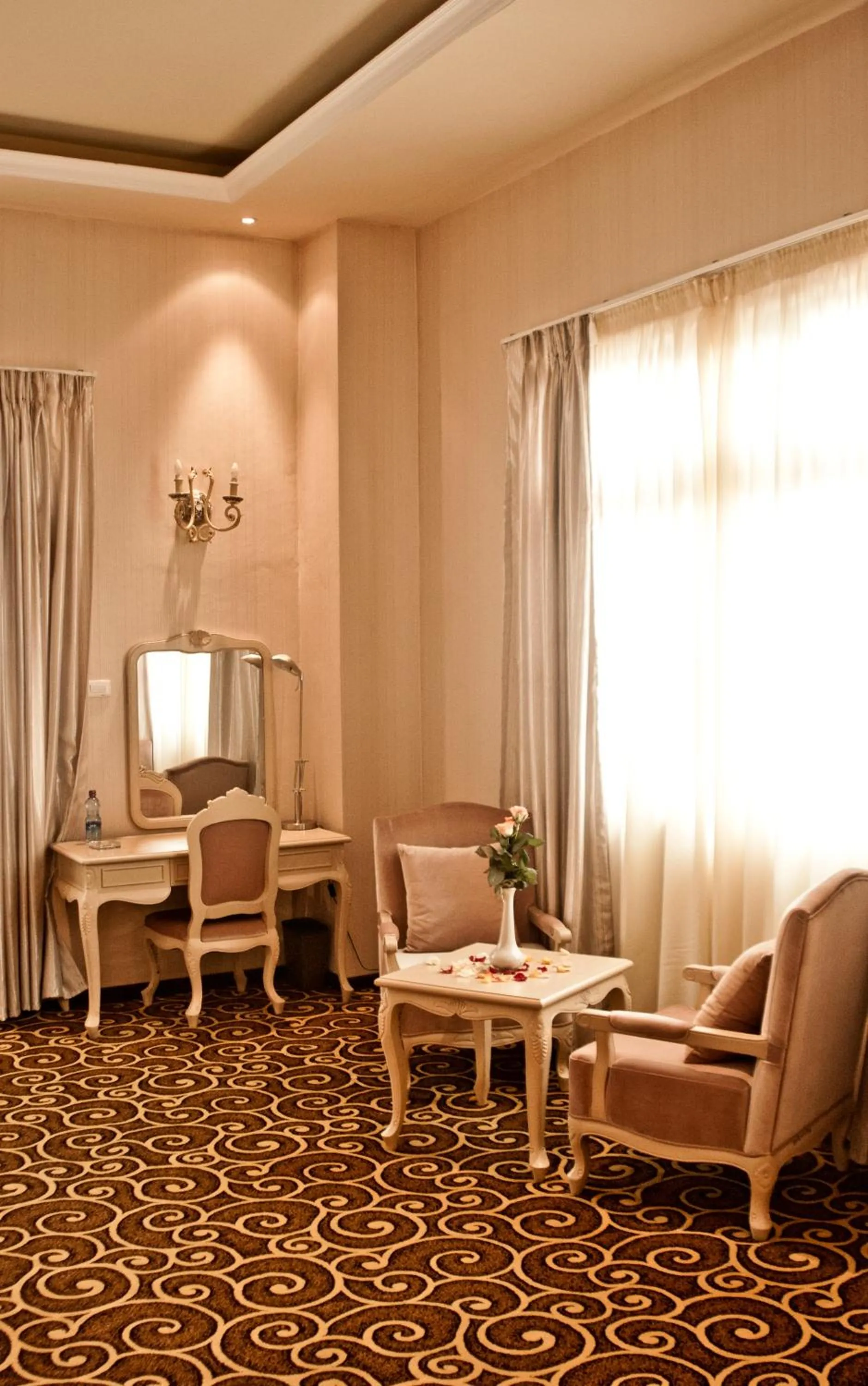 Living room in Ambassador Hotel