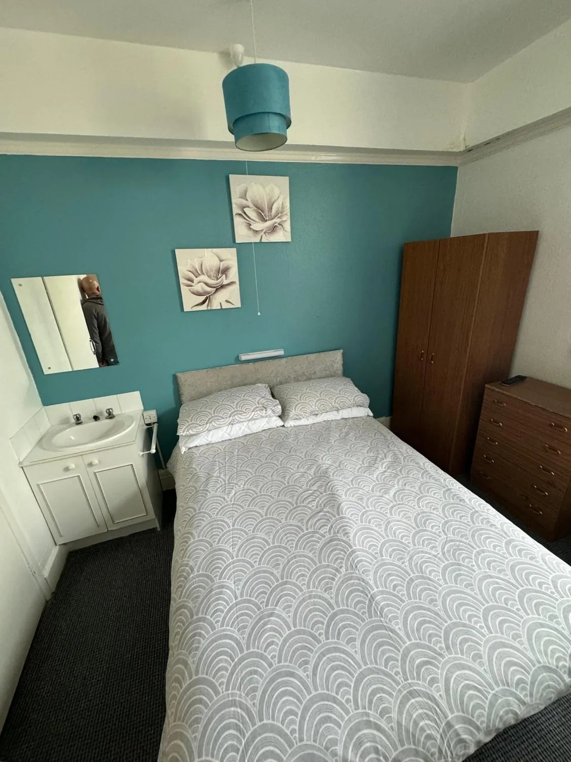 Bedroom, Bed in Cambria Hotel