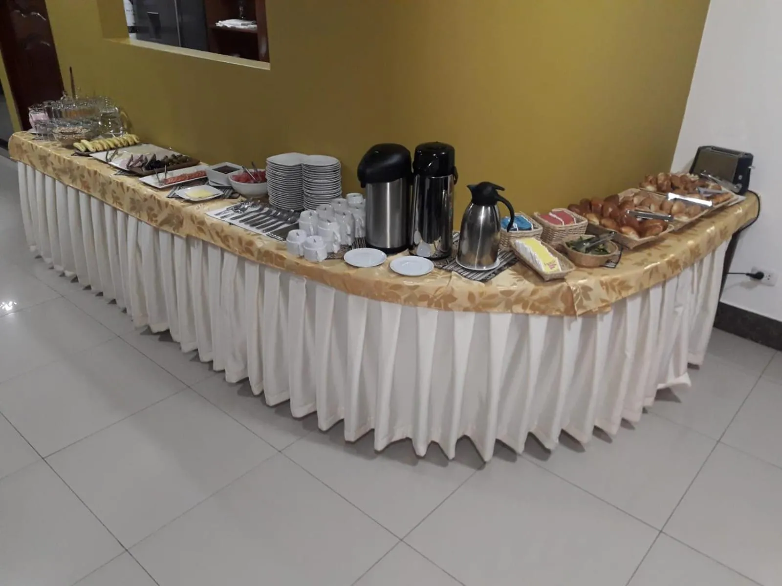 Food and drinks in Hotel Horizonte