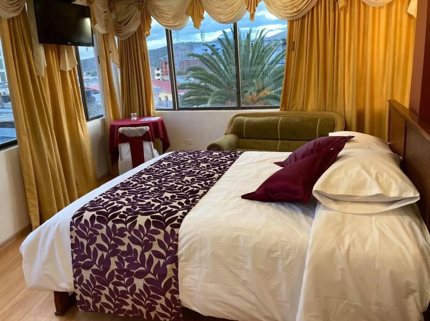 Bed in Hotel El Cisne Internacional