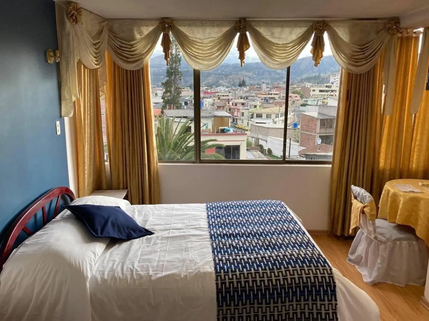 Bed in Hotel El Cisne Internacional