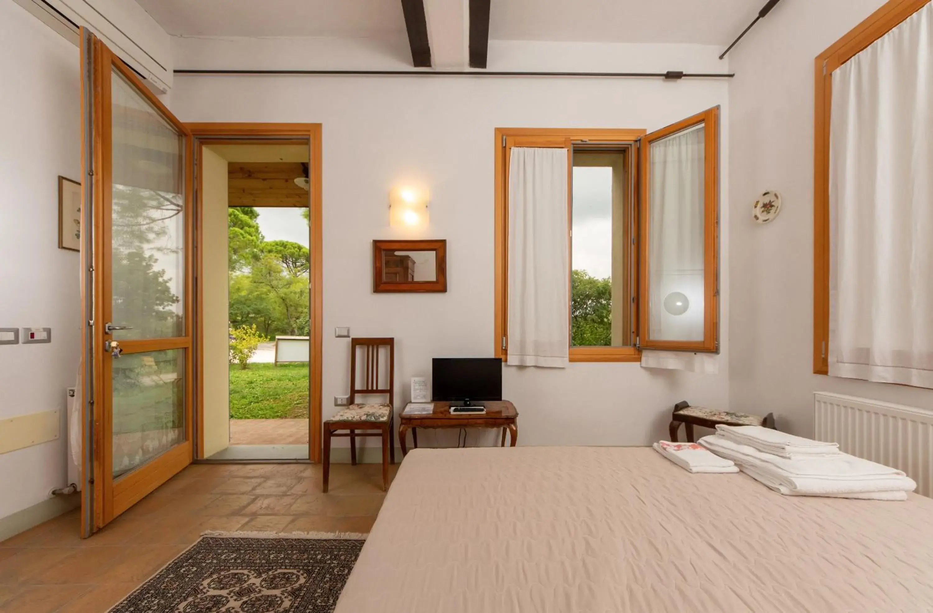 Double Room in Campanacci Agriturismo Double Room in Campanacci Agriturismo