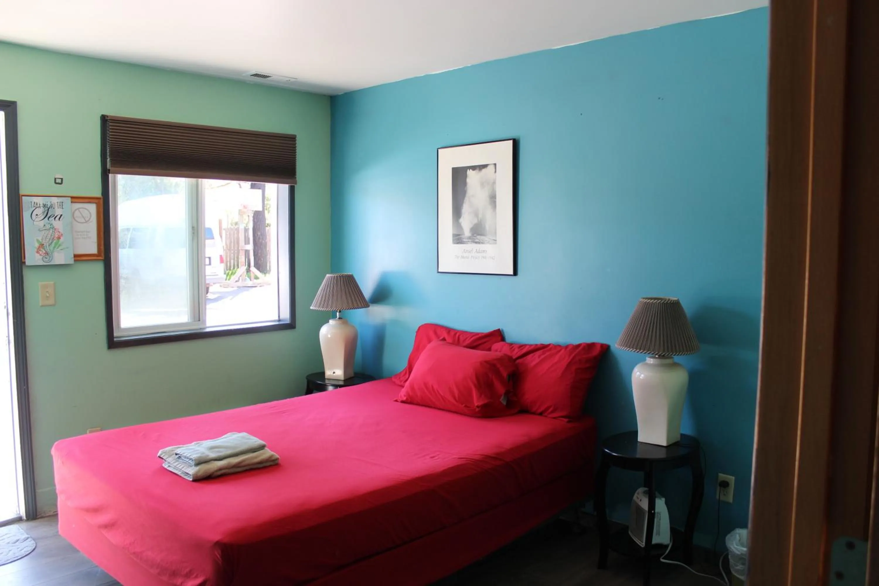 Bed in Seaside International Hostel