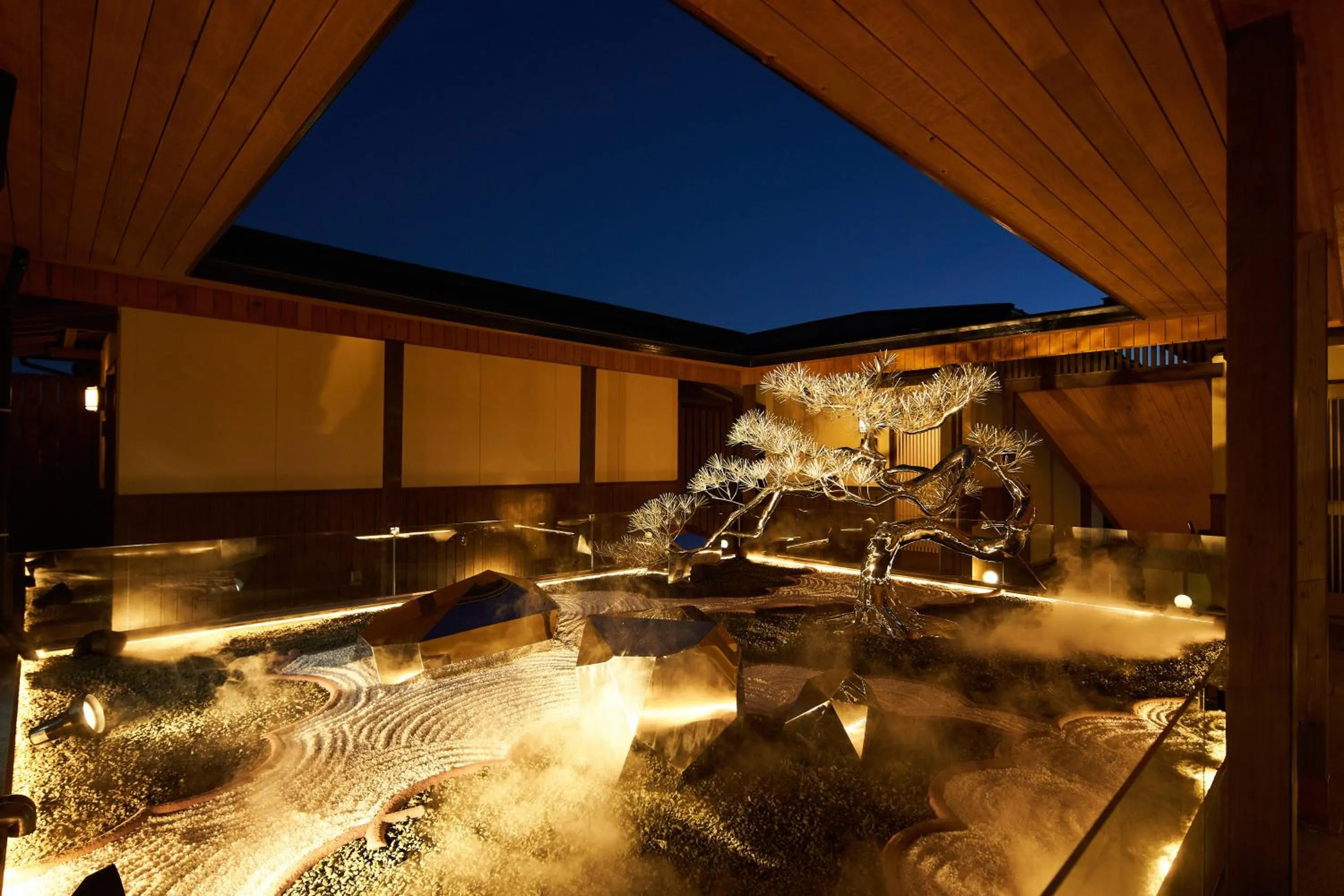 Night in Villa Ryusei