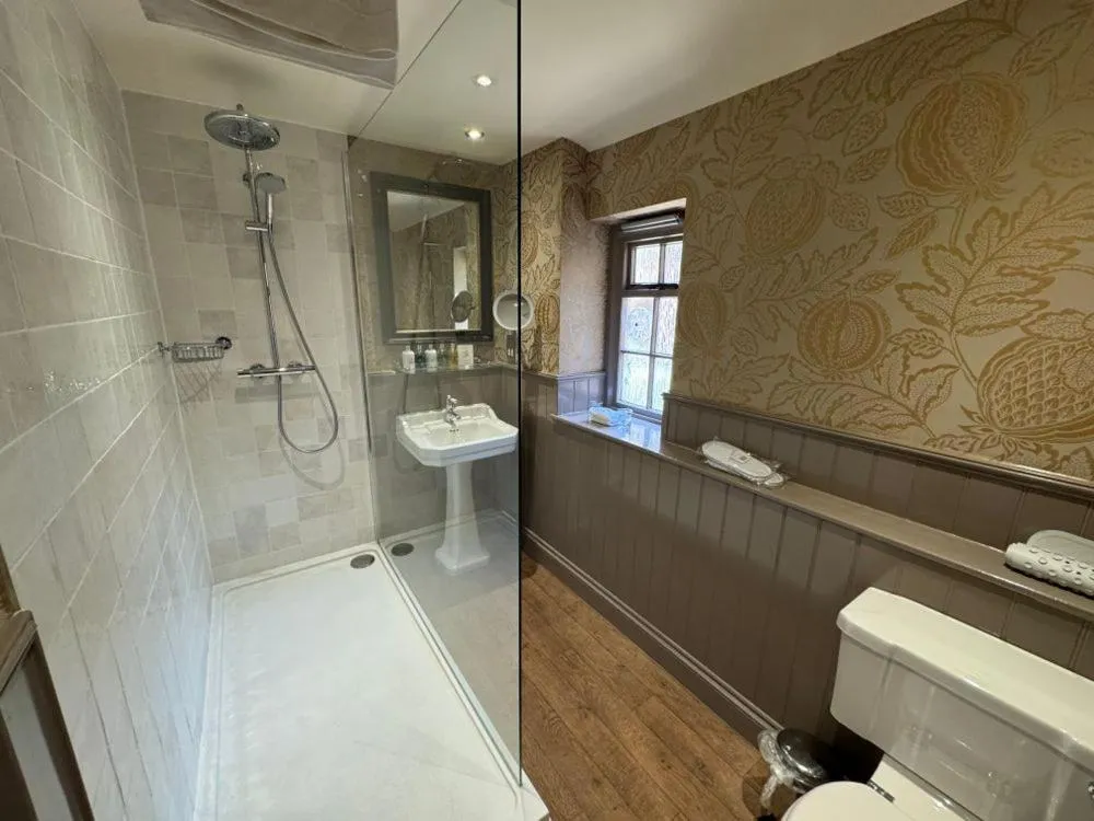 The Hare & Hounds Hotel