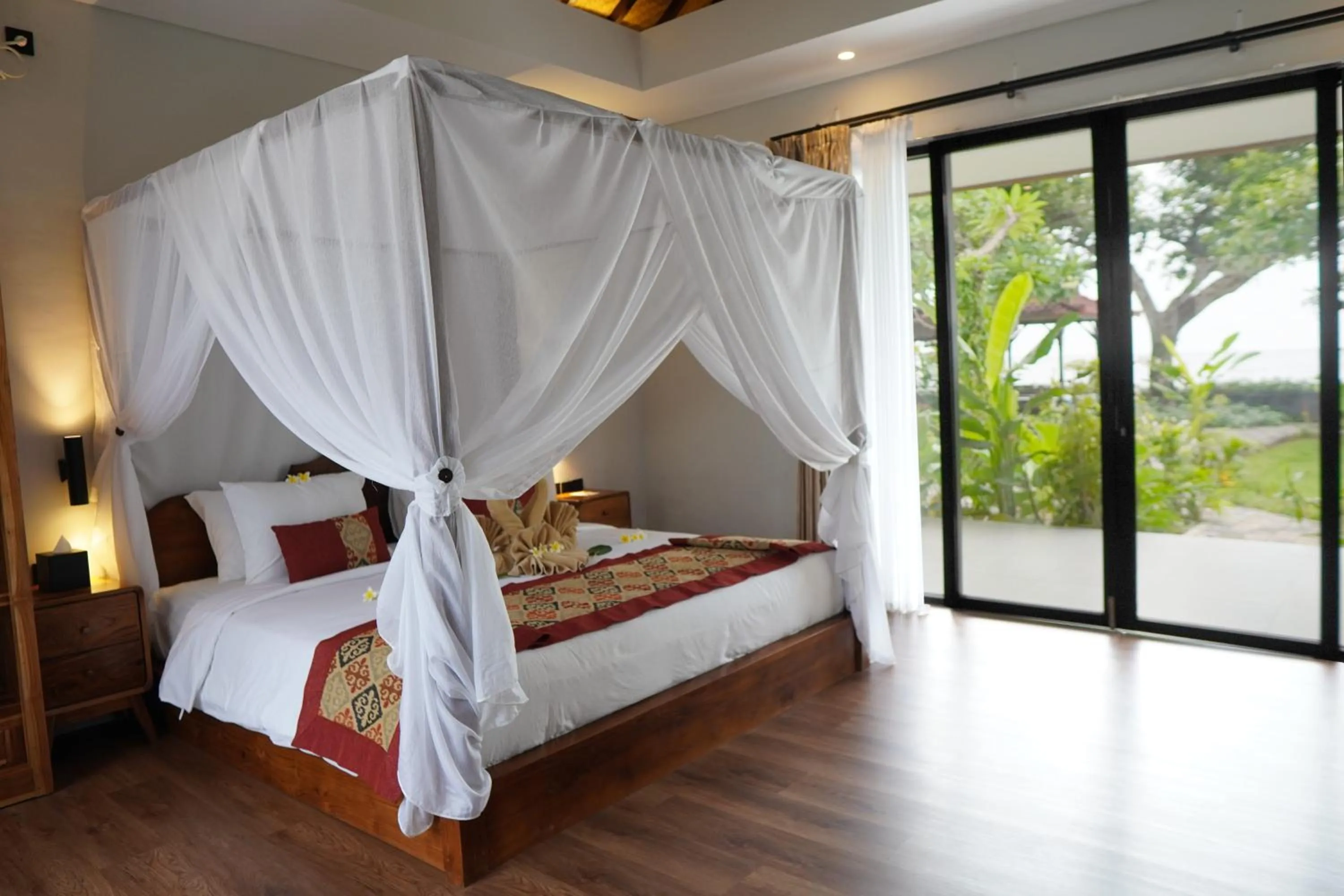 Bed in Lovina Haven Boutique Resort
