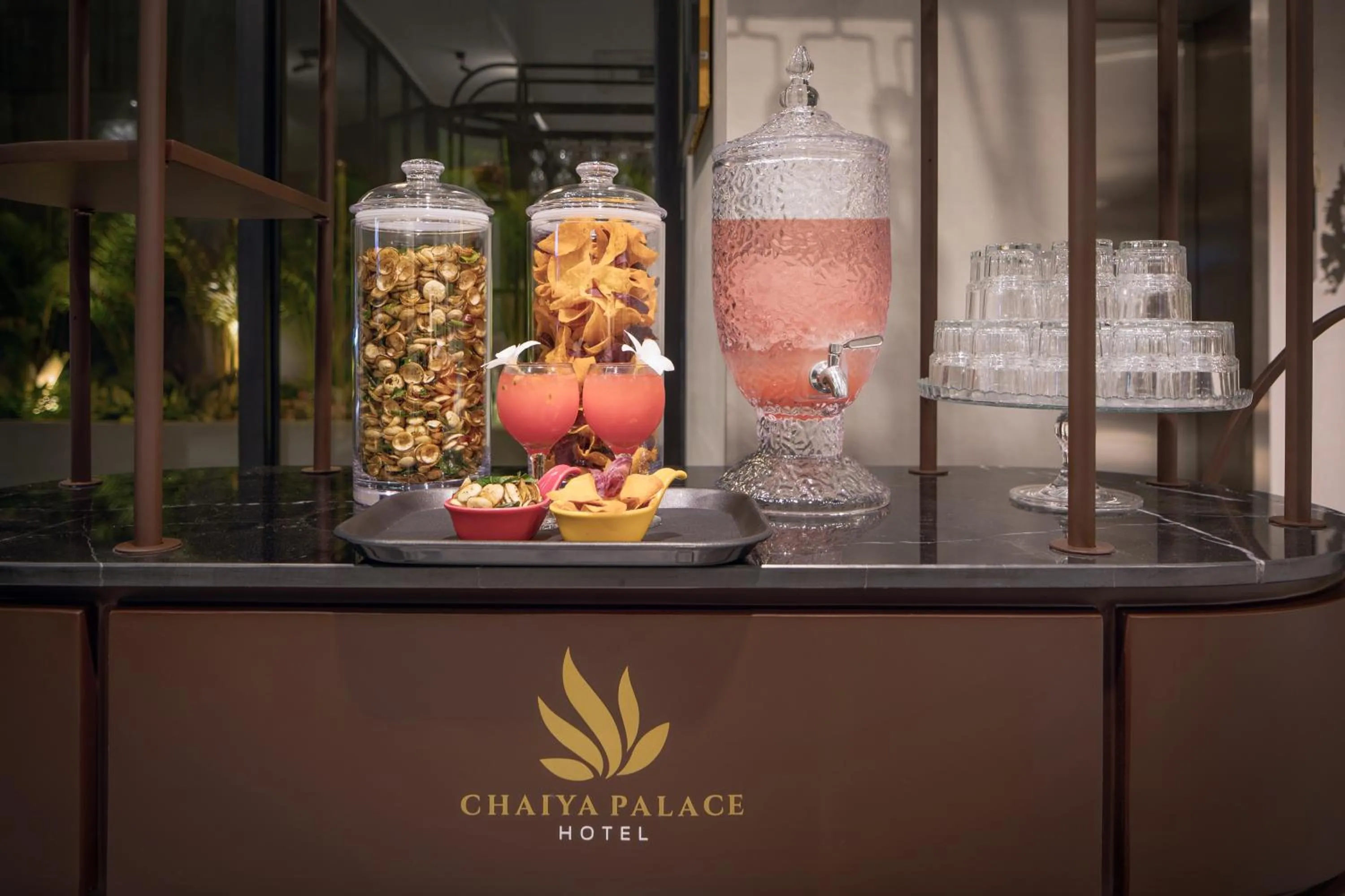 Food and drinks in Chaiya Palace Hotel