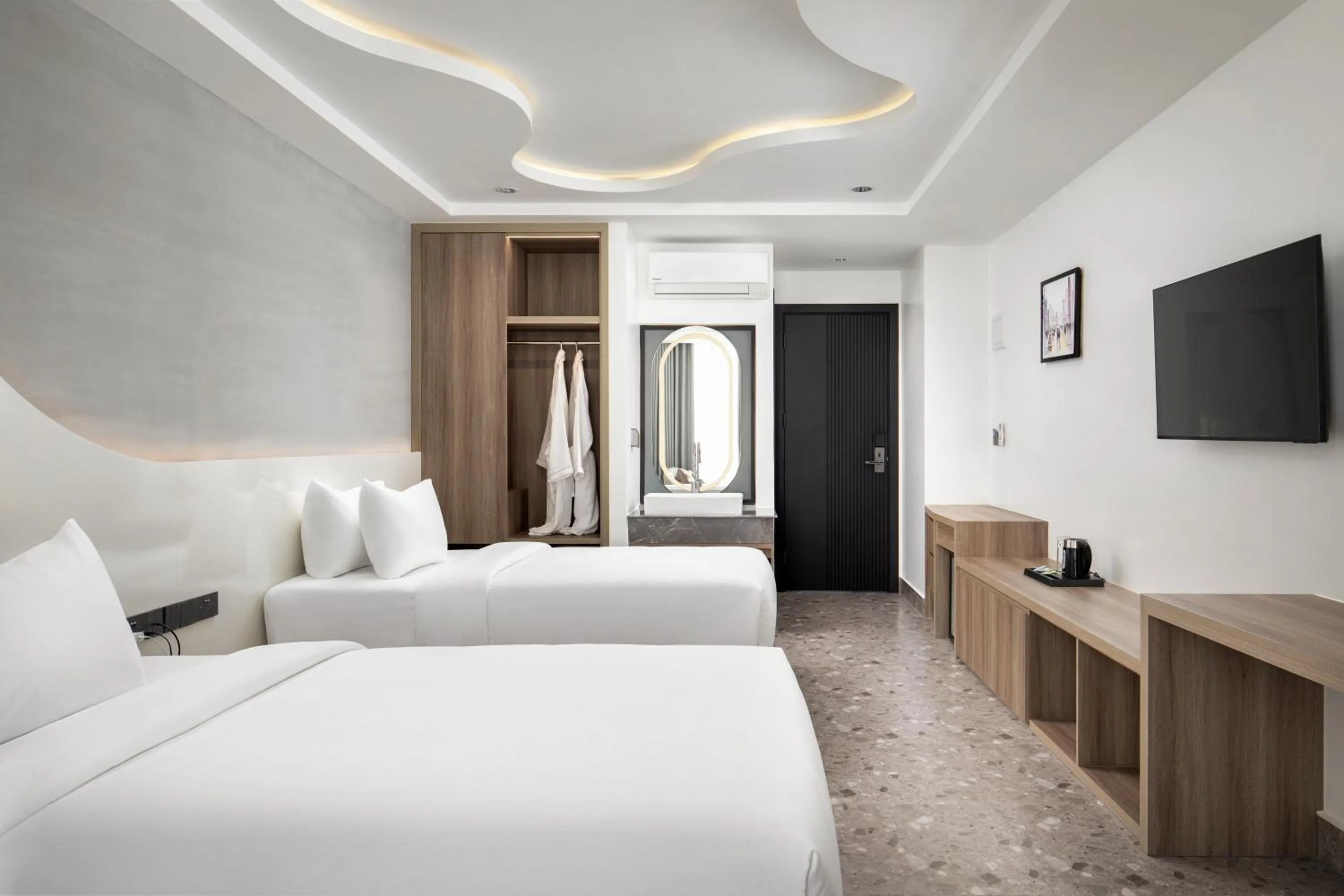 Bed in Chaiya Palace Hotel